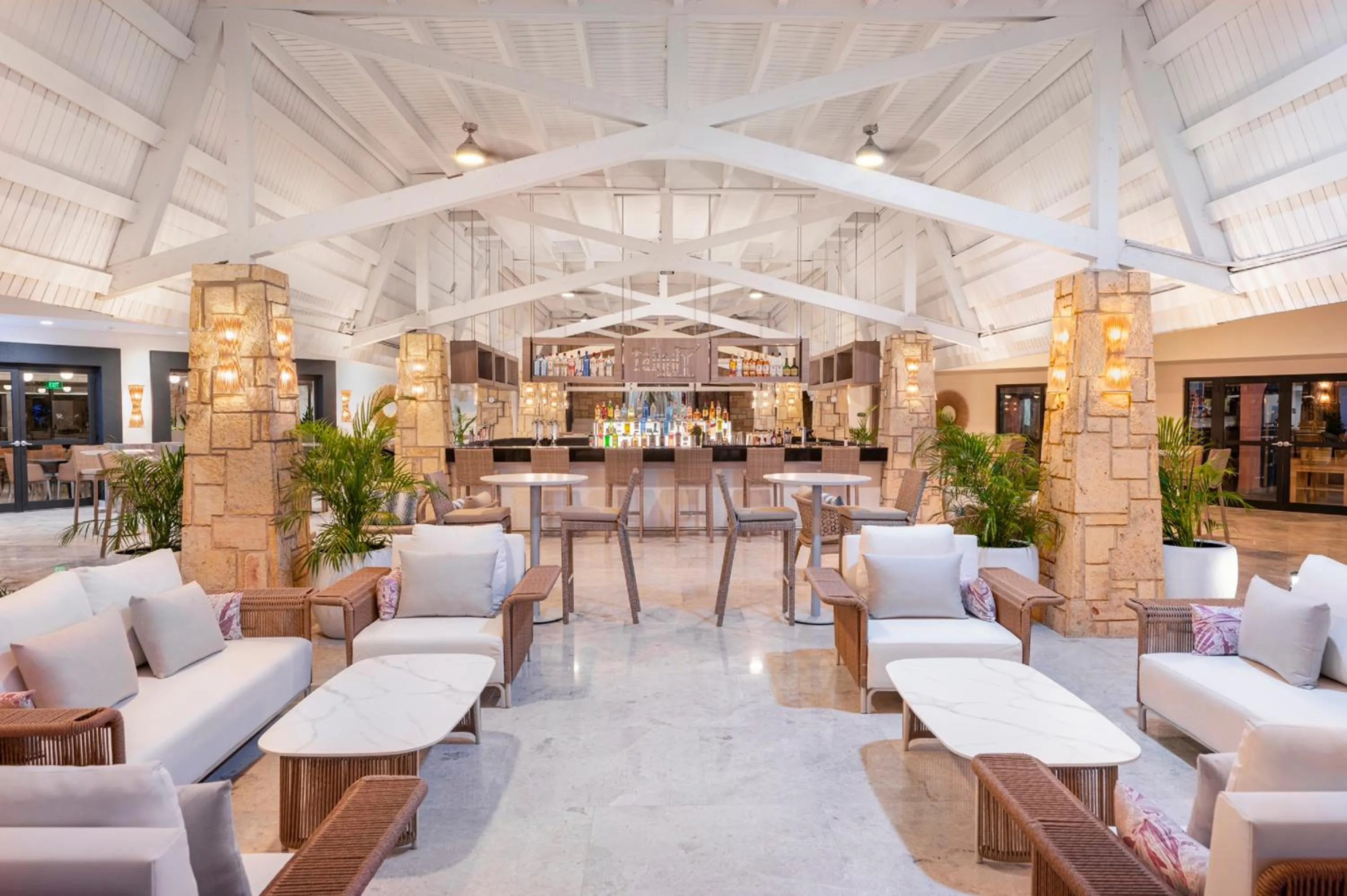 Living room in Royalton CHIC Antigua, An Autograph Collection All-Inclusive Resort - Adults Only