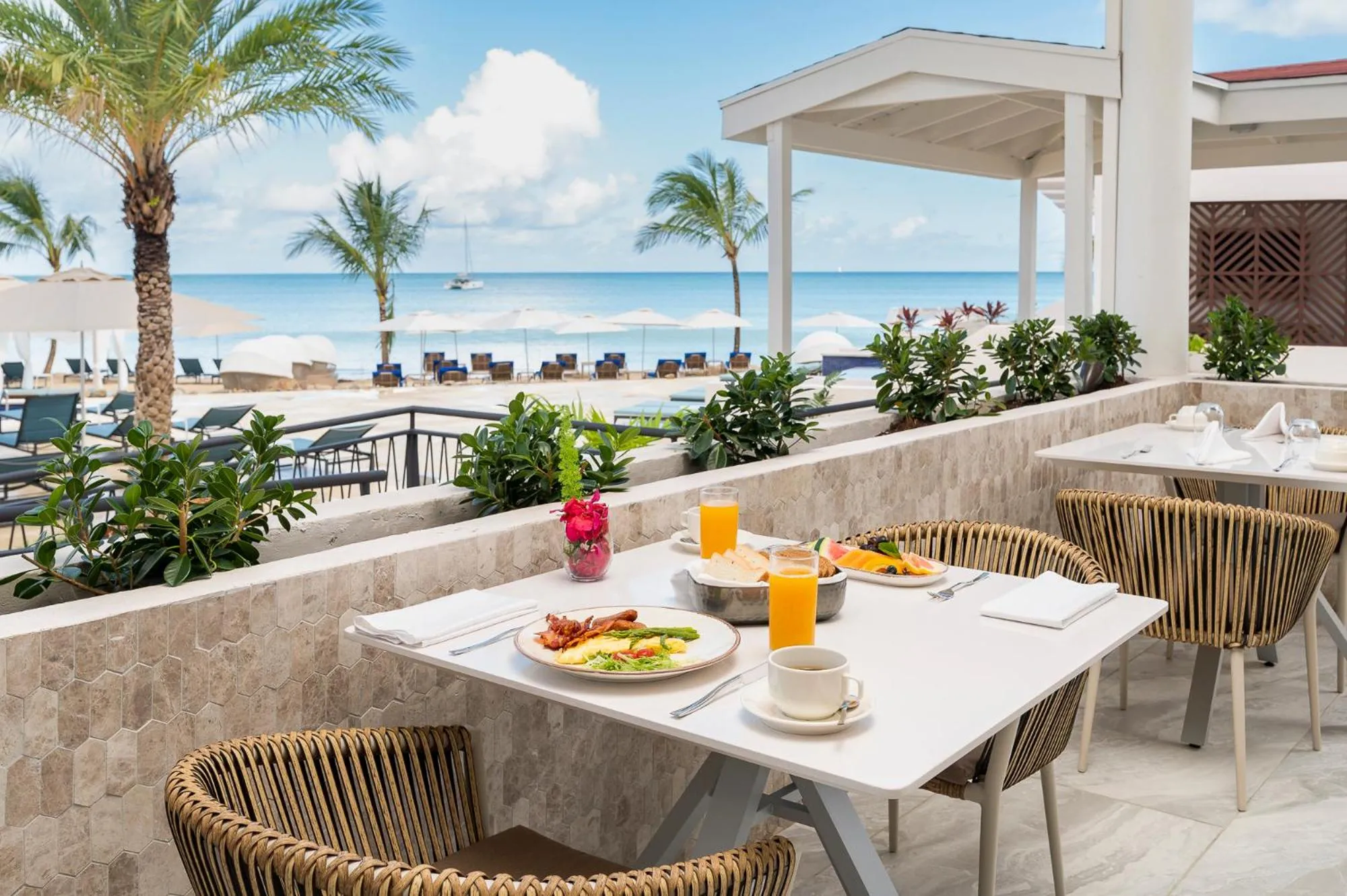 Restaurant/places to eat in Royalton CHIC Antigua, An Autograph Collection All-Inclusive Resort - Adults Only