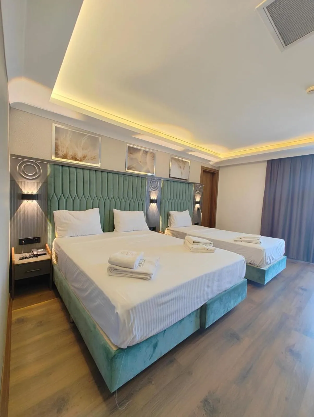 Shelton Airport Hotel