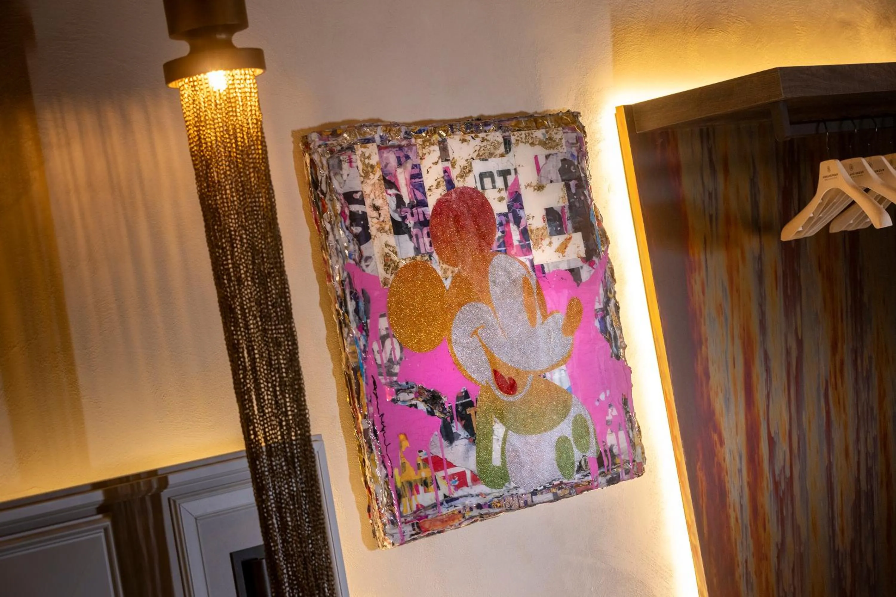 Decorative detail in Mister Highland Hotel