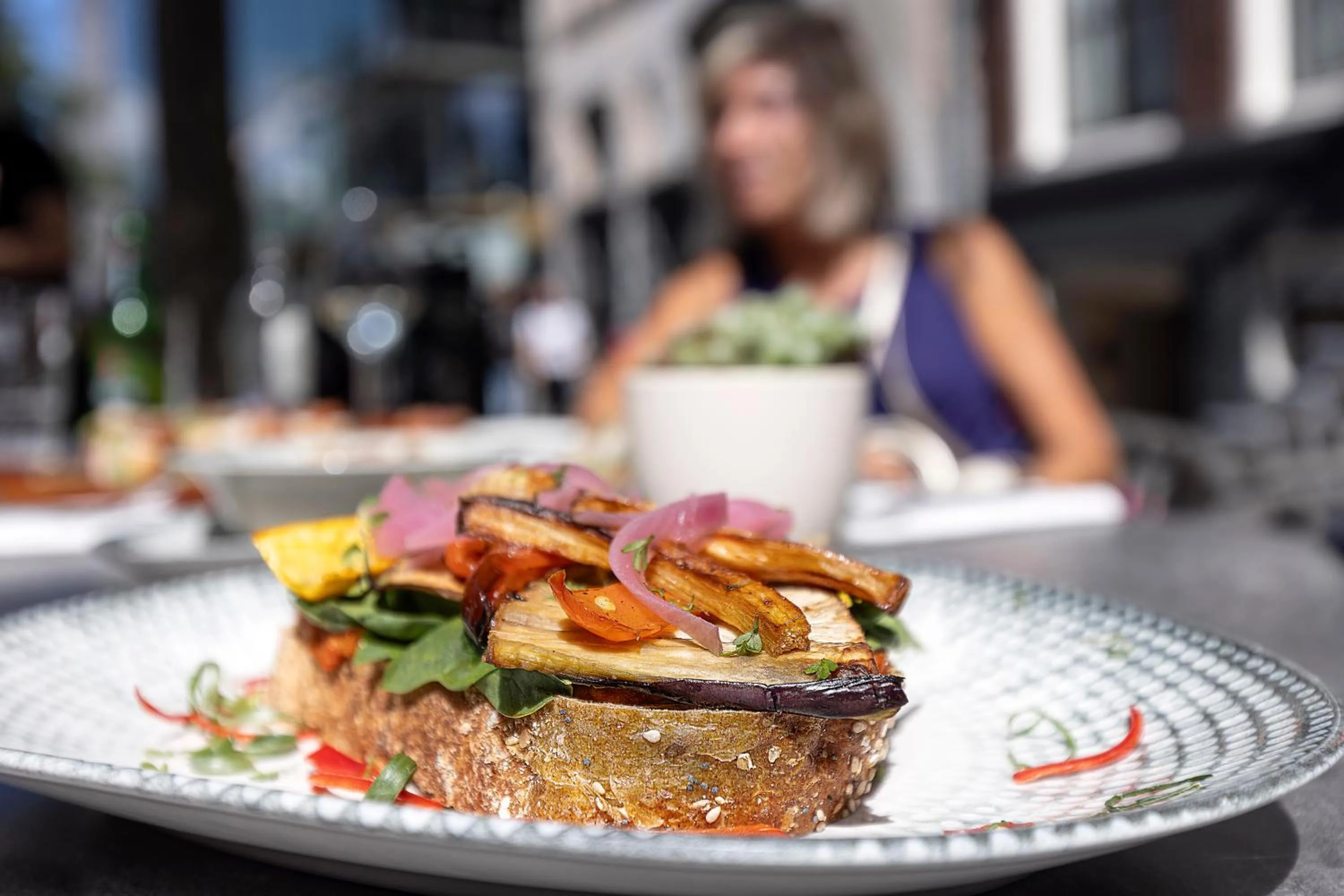 Food and drinks in Mister Highland Hotel