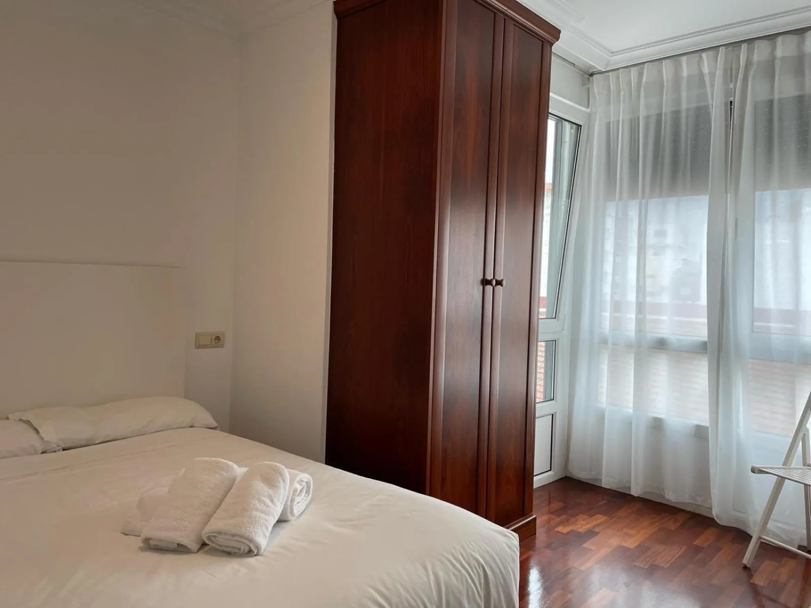 Bedroom, Bed in Cies Suitel López de Neira 28 - Love your Stay