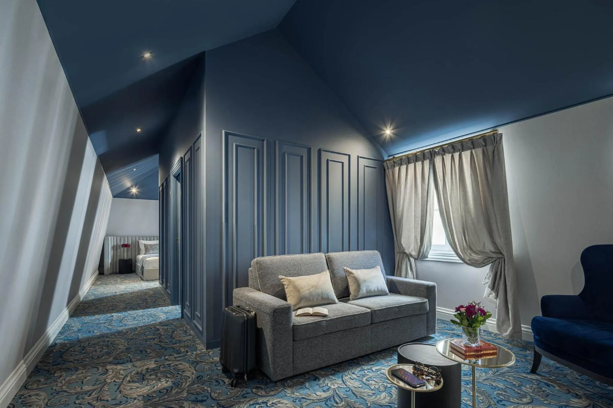 Living room, Bed in MS Collection Aveiro - Palacete Valdemouro