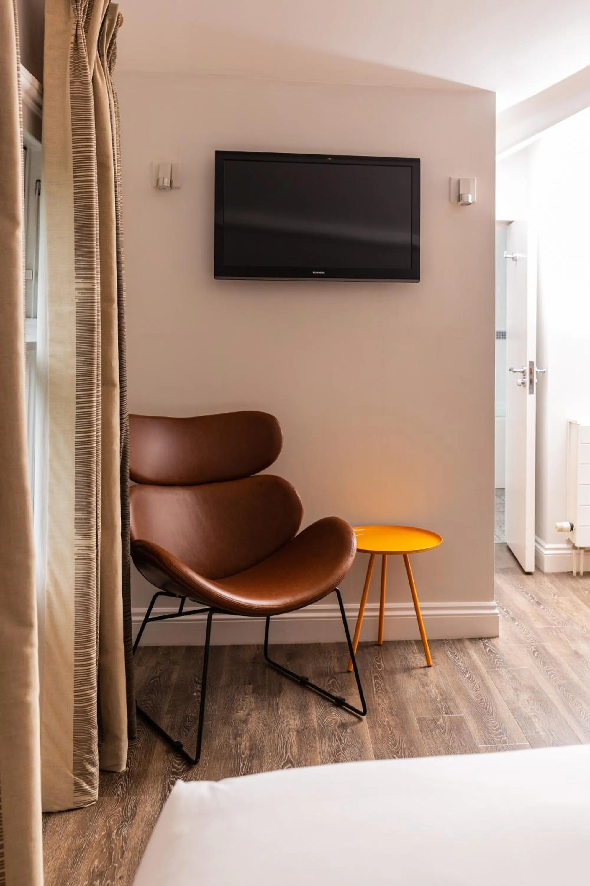 TV and multimedia, Bed in Beaumont House