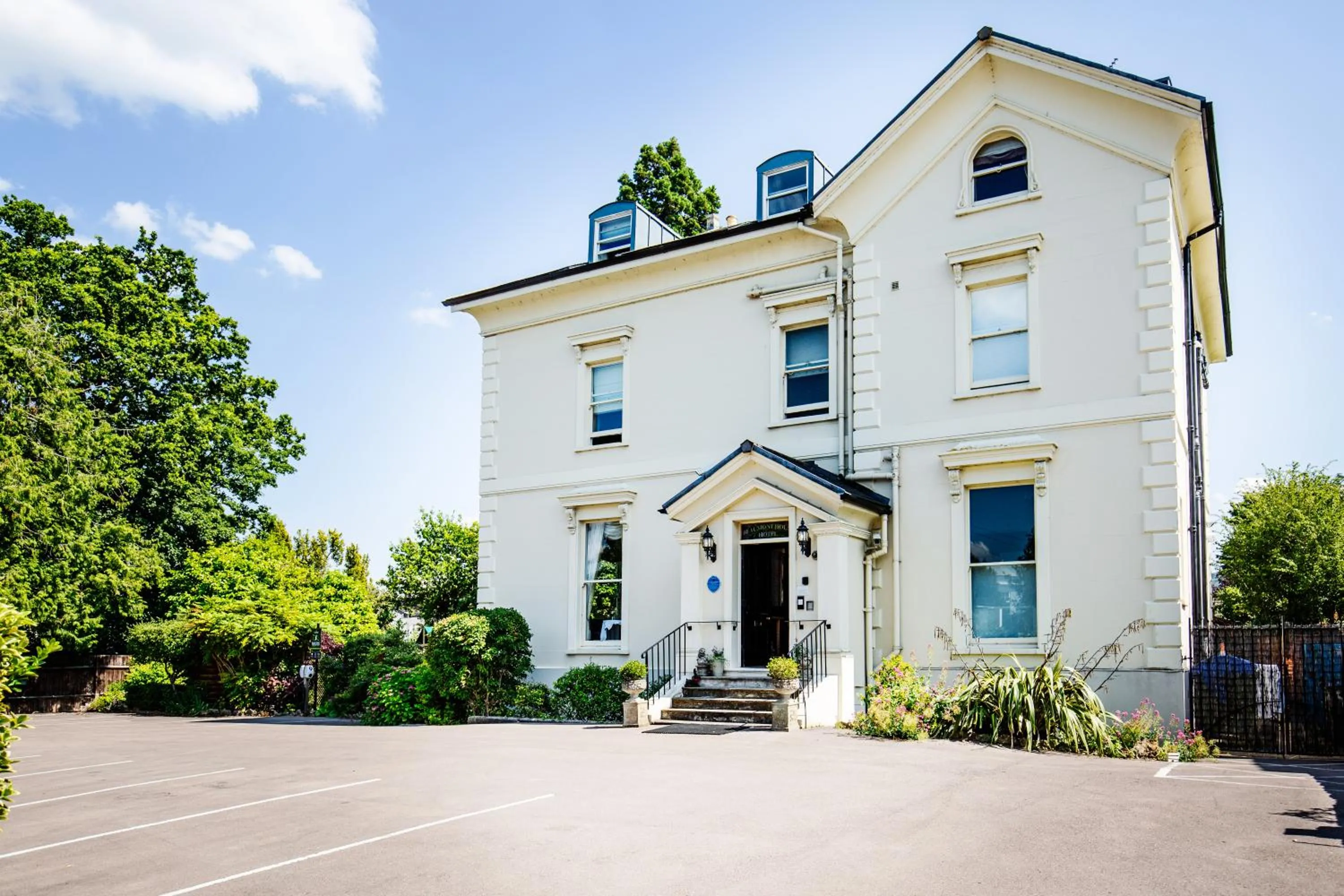 Property building in Beaumont House