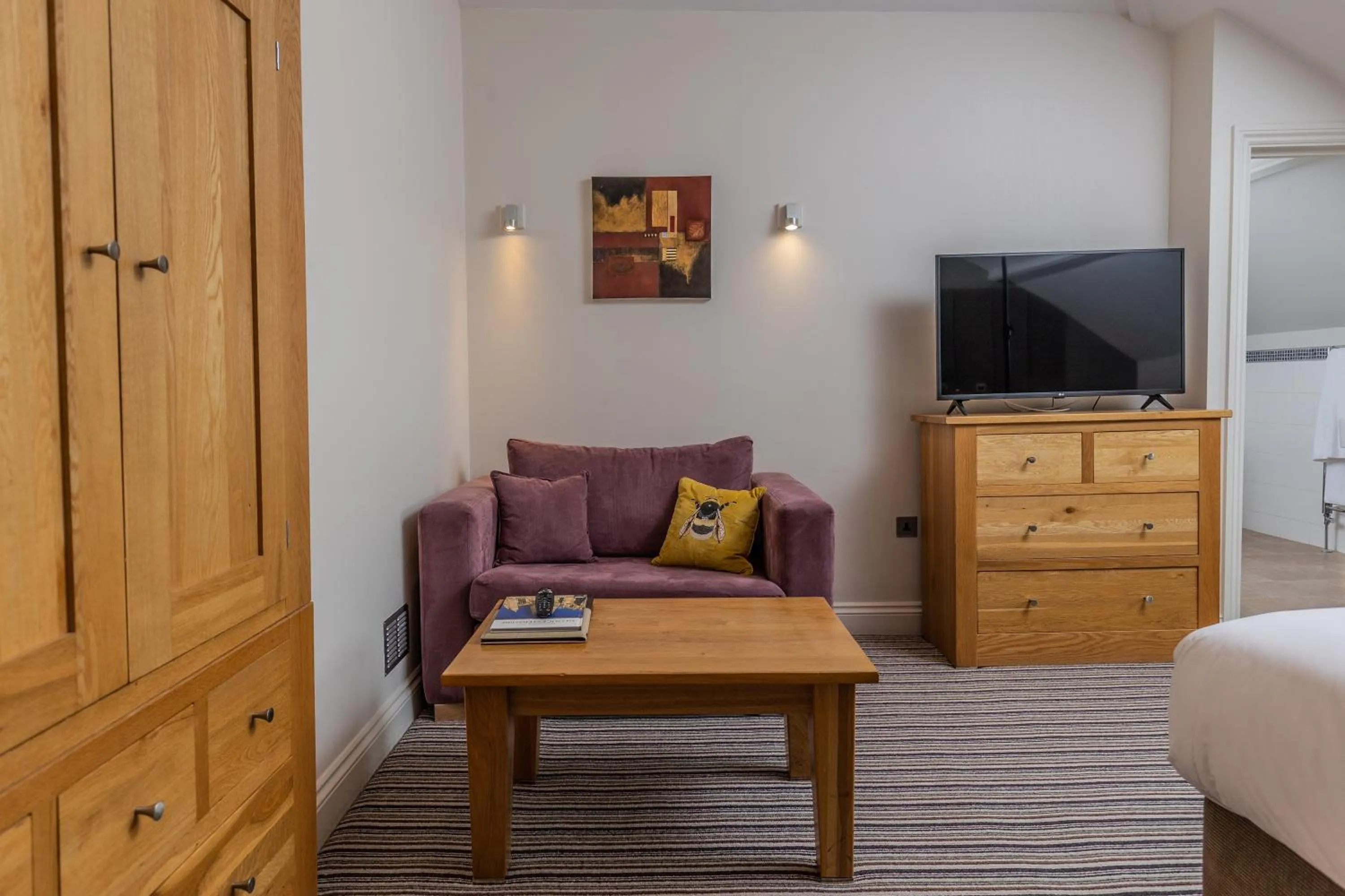 TV and multimedia, Bed in Beaumont House