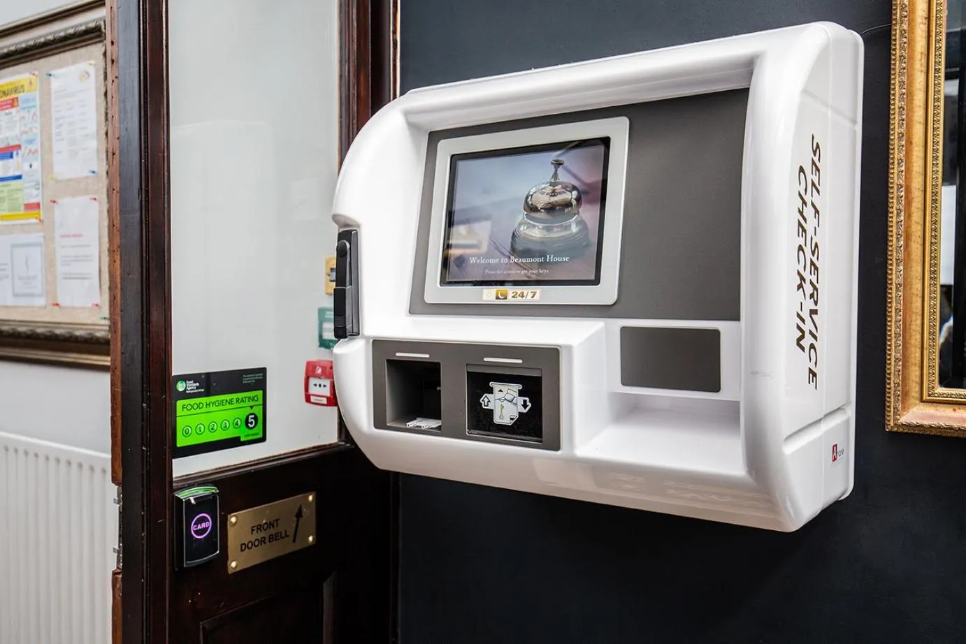 Facade/entrance in Beaumont House