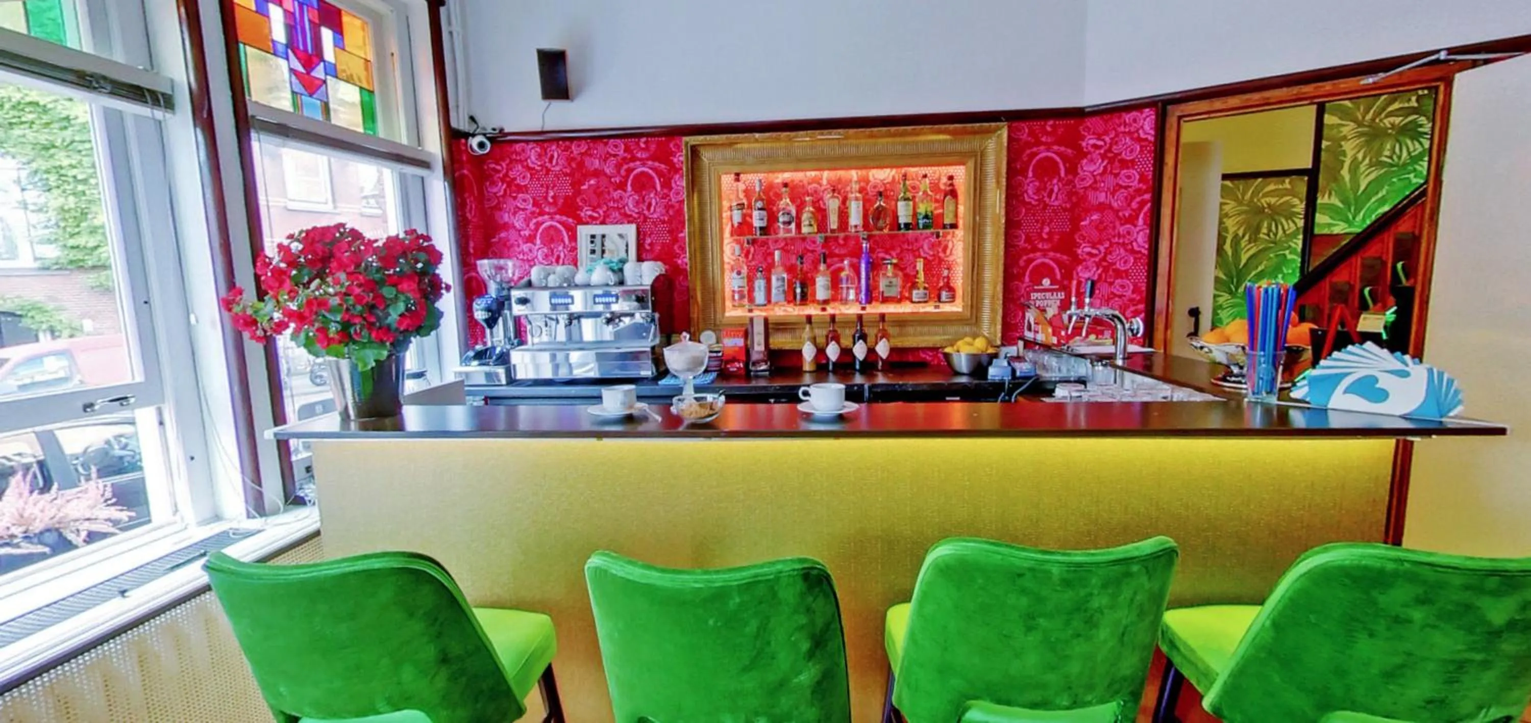 Lounge or bar in De Bedstee Boutique Capsules