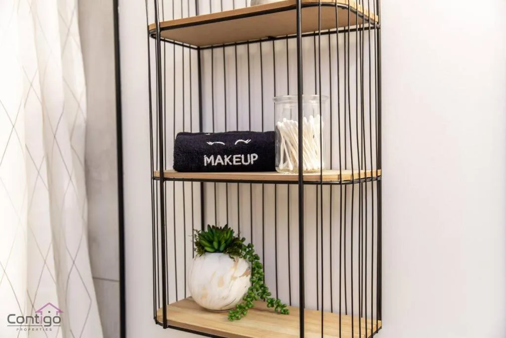 Bathroom in Luxe New York Style Bsmt Suite, Near DT & WEM, King Bed, WiFi