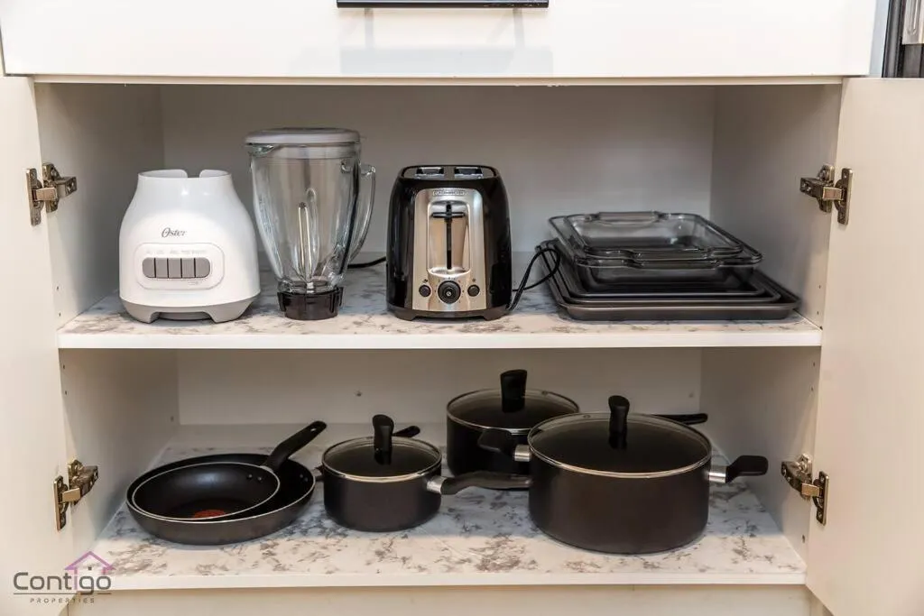 Kitchen or kitchenette in Luxe New York Style Bsmt Suite, Near DT & WEM, King Bed, WiFi