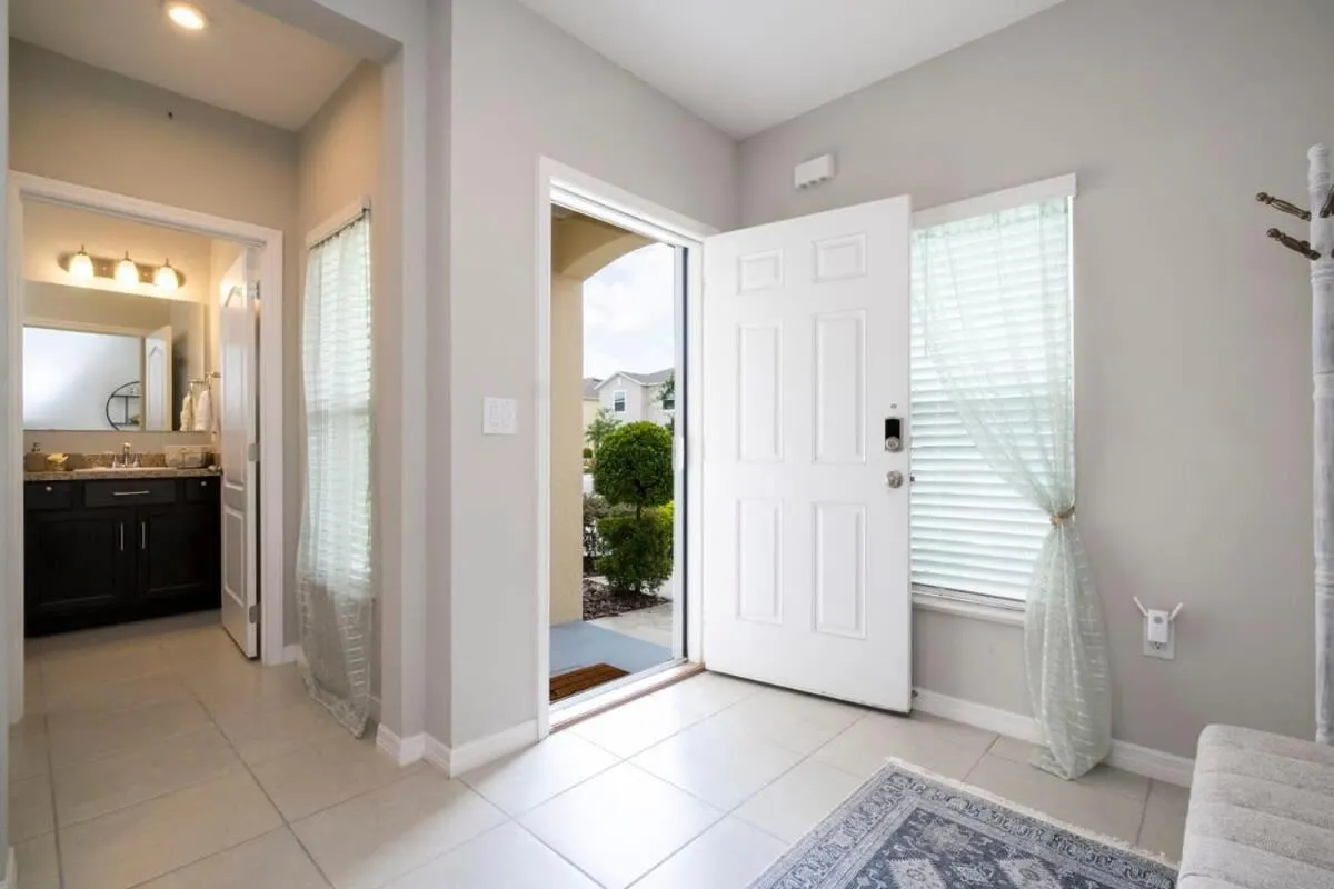 Stunning 3Bd Close to Disney at Fiesta Key 4764