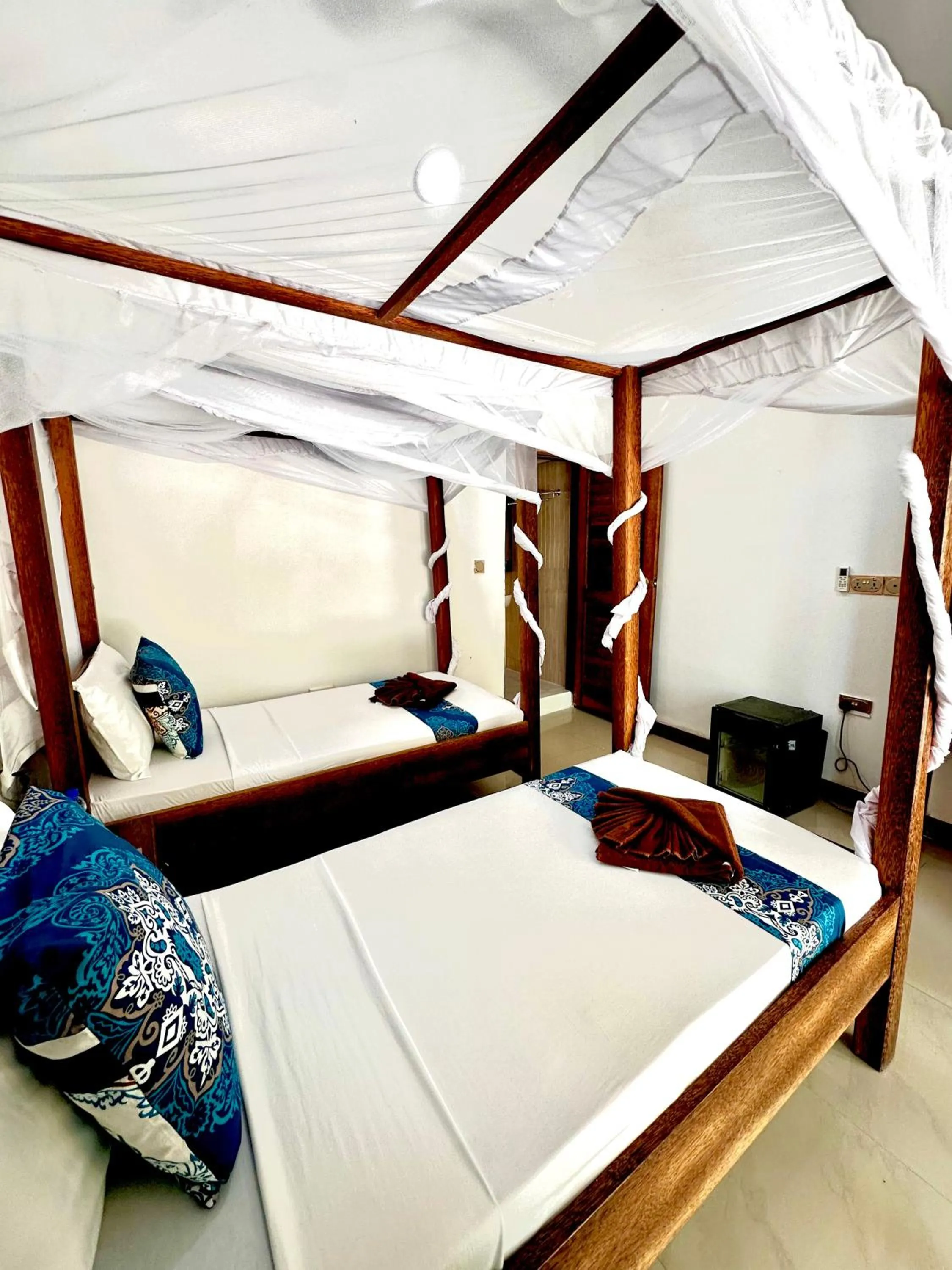 Bed in Moayana Liora