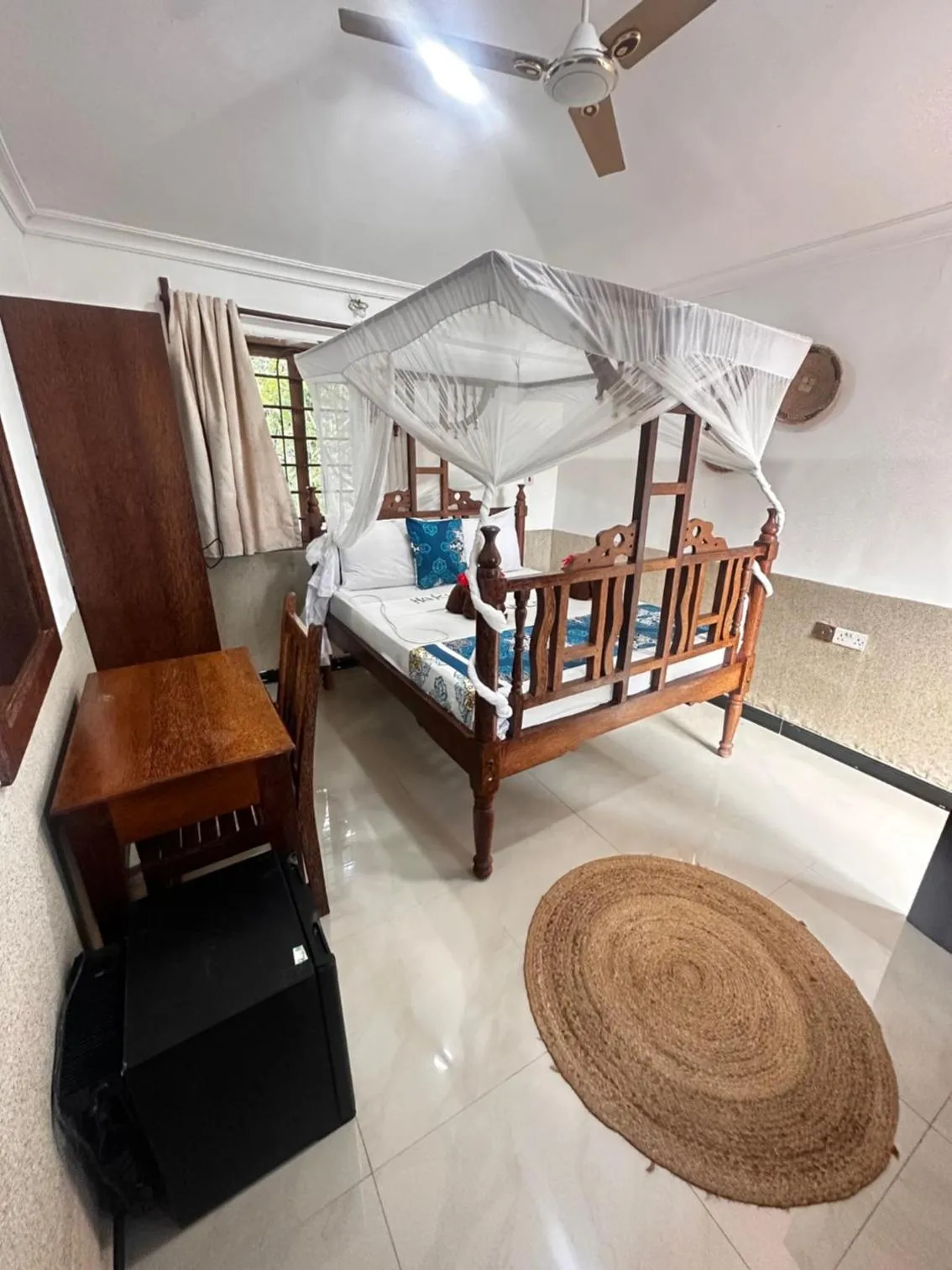 Bed in Moayana Liora