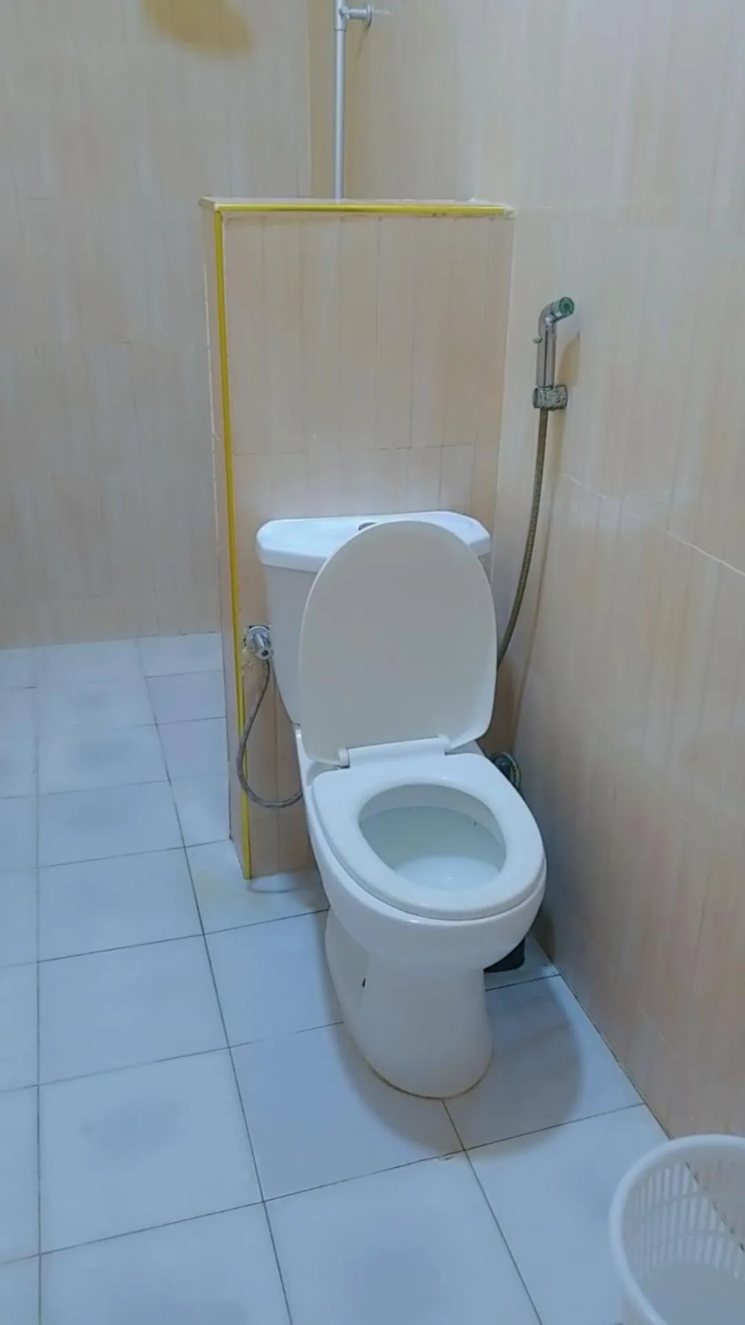 Toilet in Amber Lodge