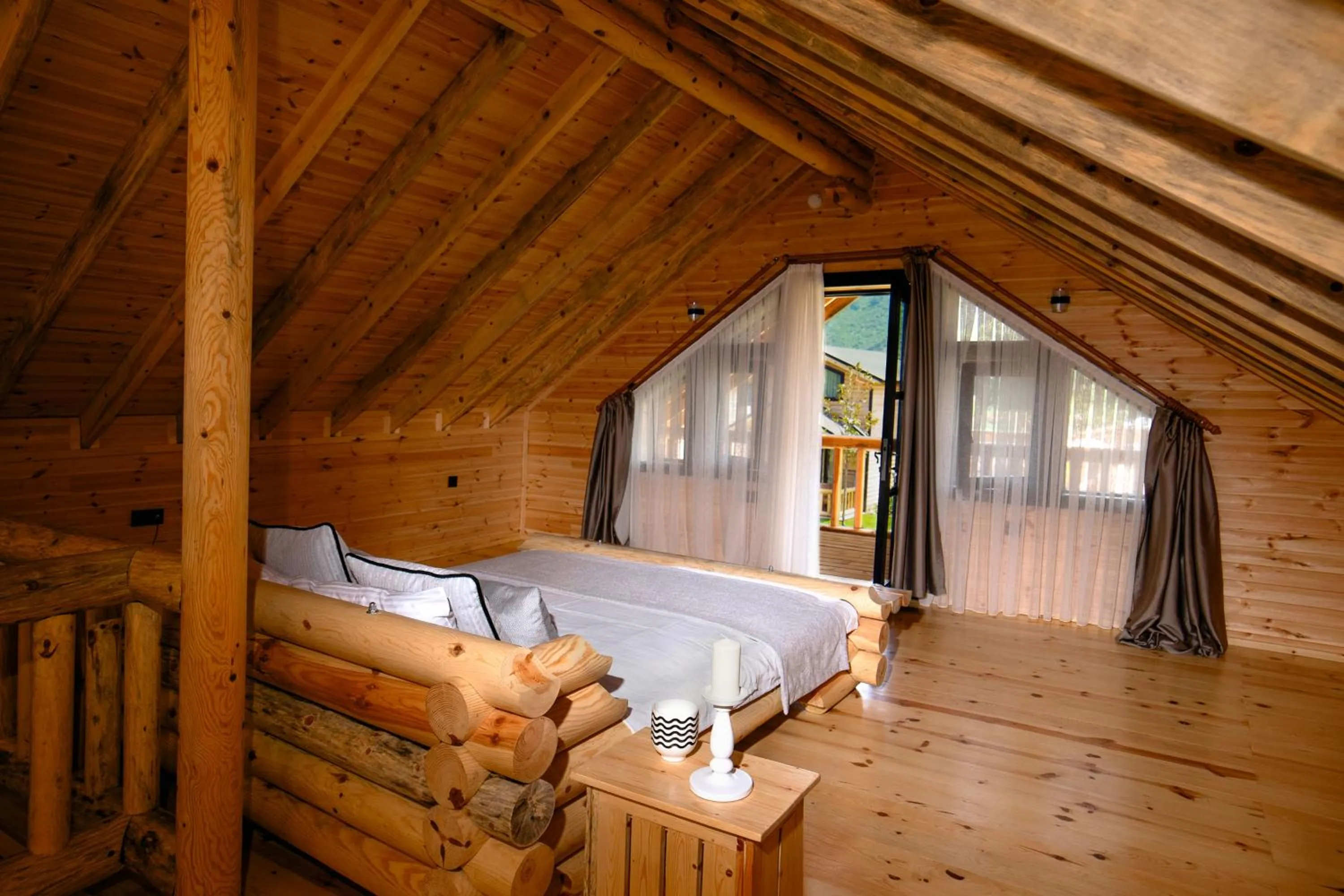 Bed in MUKHA ORMANLI