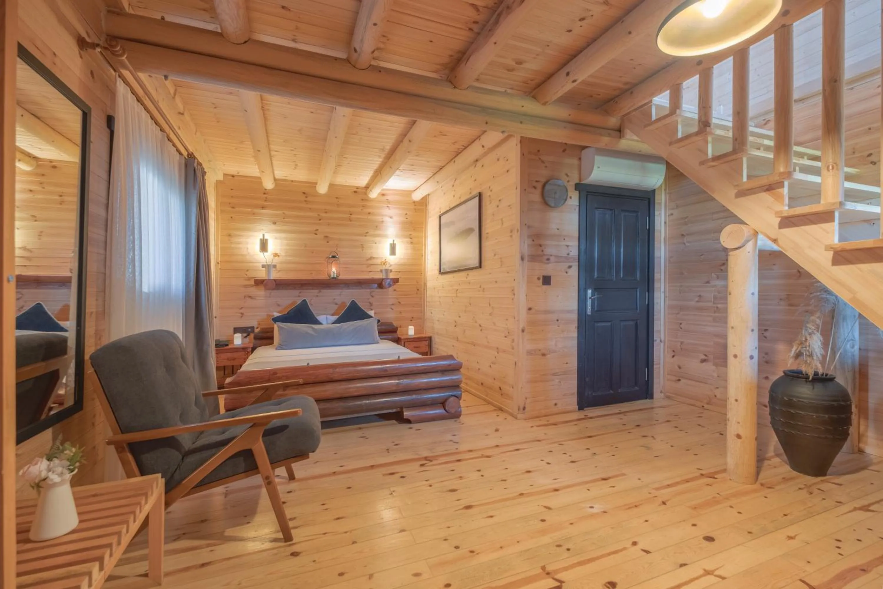 Bed in MUKHA ORMANLI