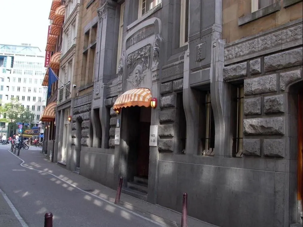 Facade/entrance in Rho Hotel