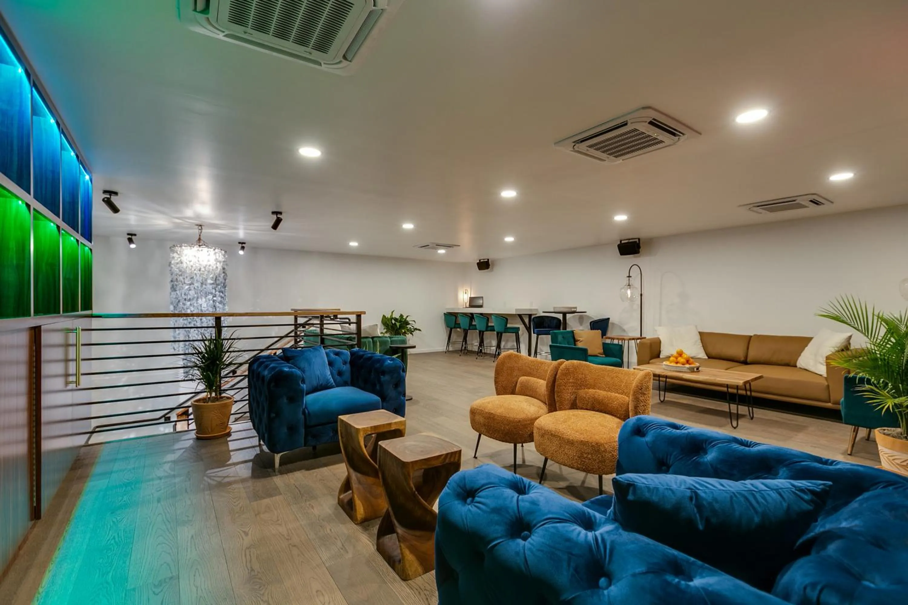 Communal lounge/ TV room in Angoria Hotel