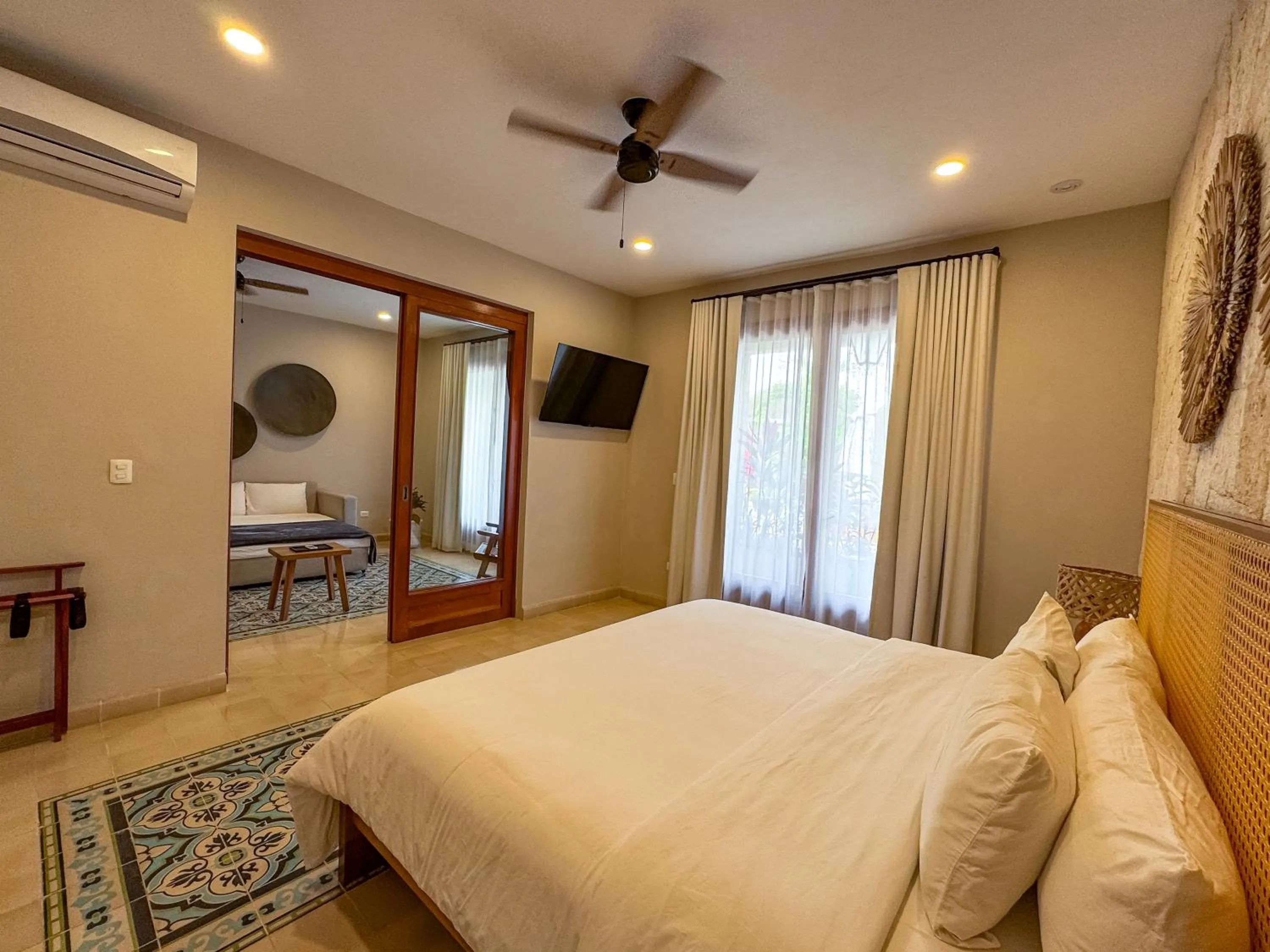 Bedroom, Bed in Frater Yucatán Hotel