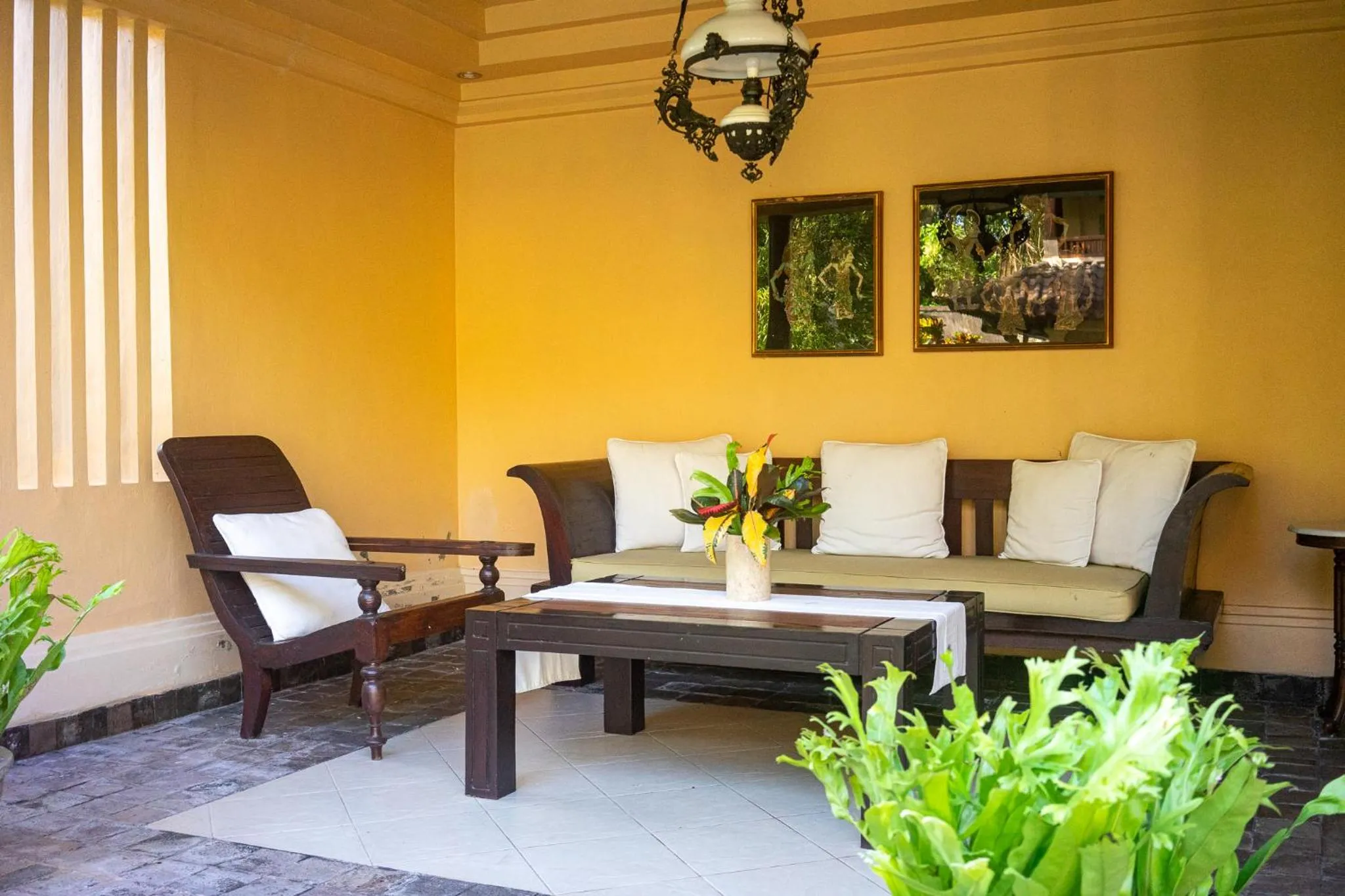 Balcony/Terrace in RUNA House Of Design