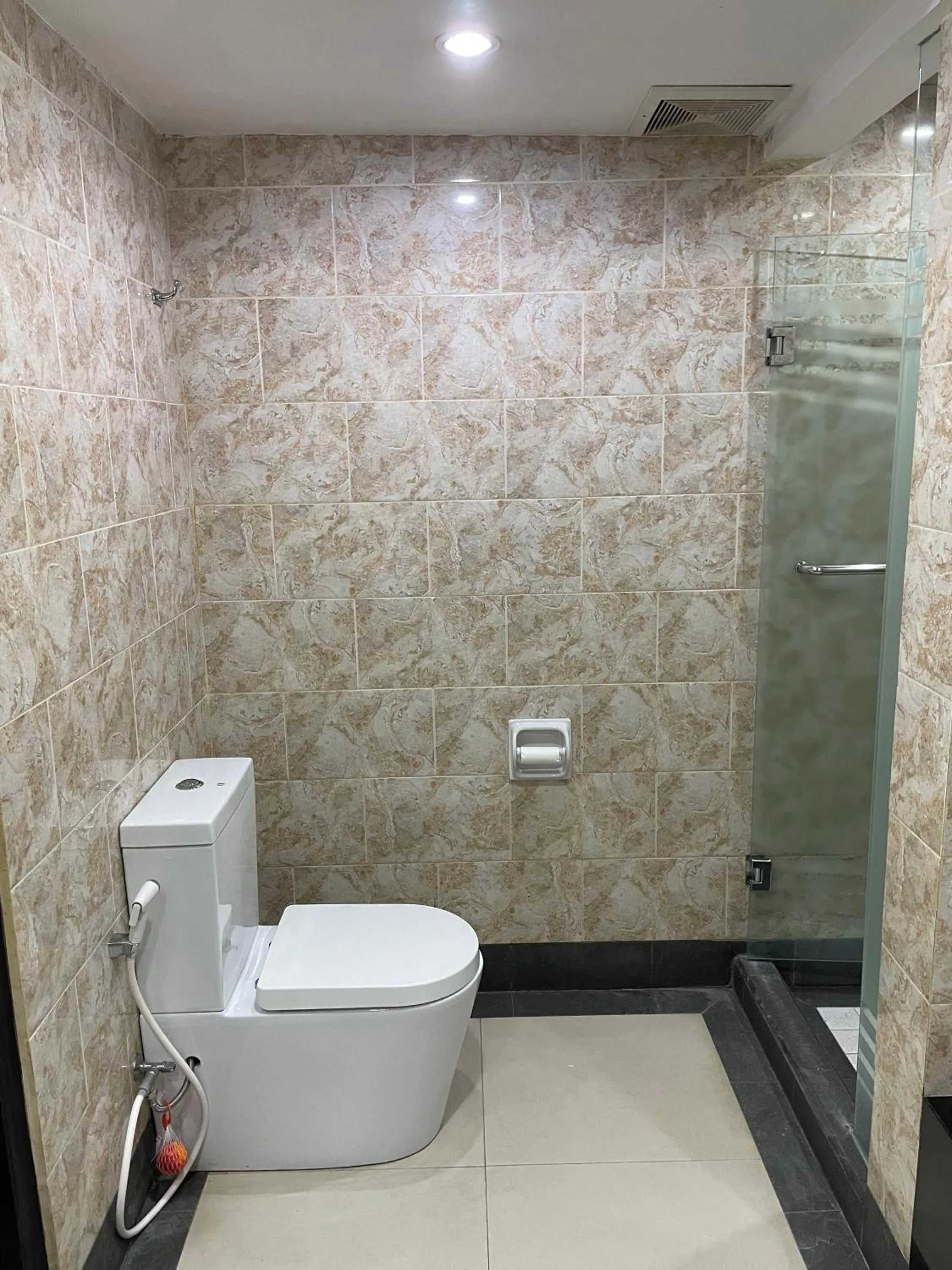 Toilet in RUNA House Of Design