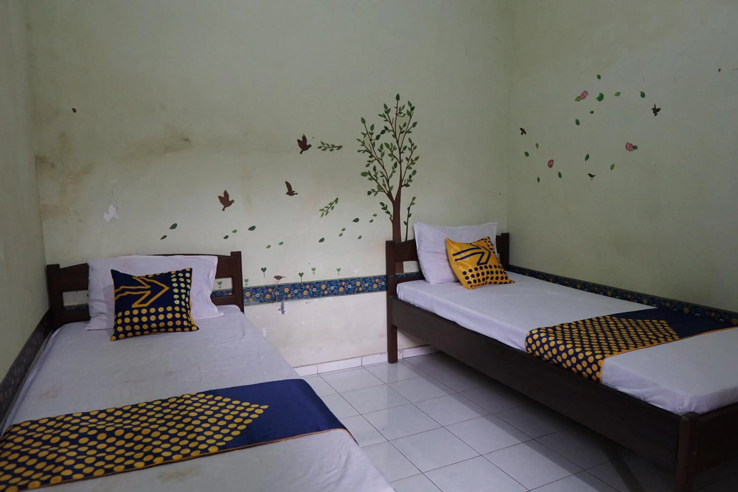 Bedroom, Bed in Hotel O Yoko Kost Syariah