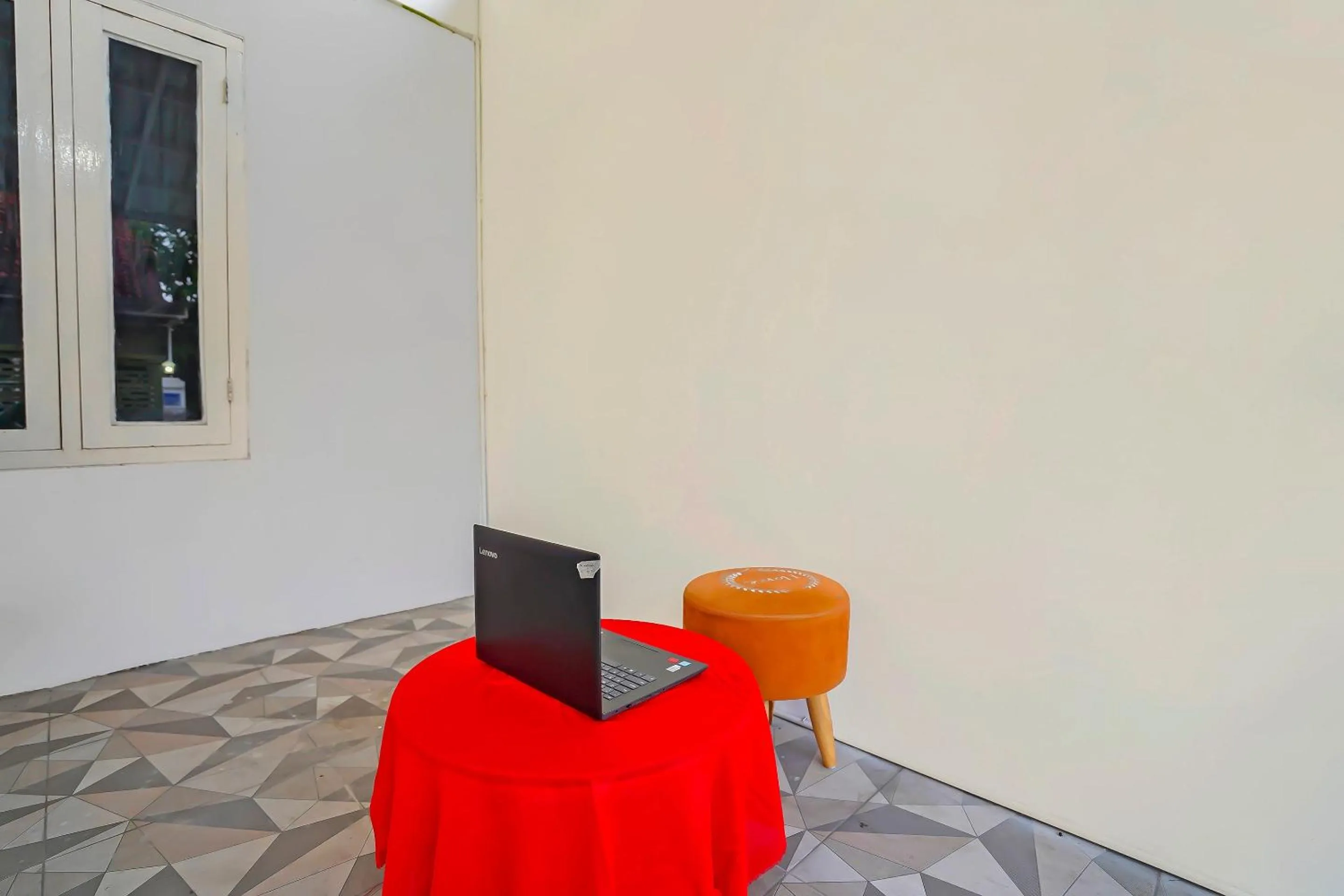 Lobby or reception in Hotel O Guesthouse Prima SyariahNearGPdI Anugerah