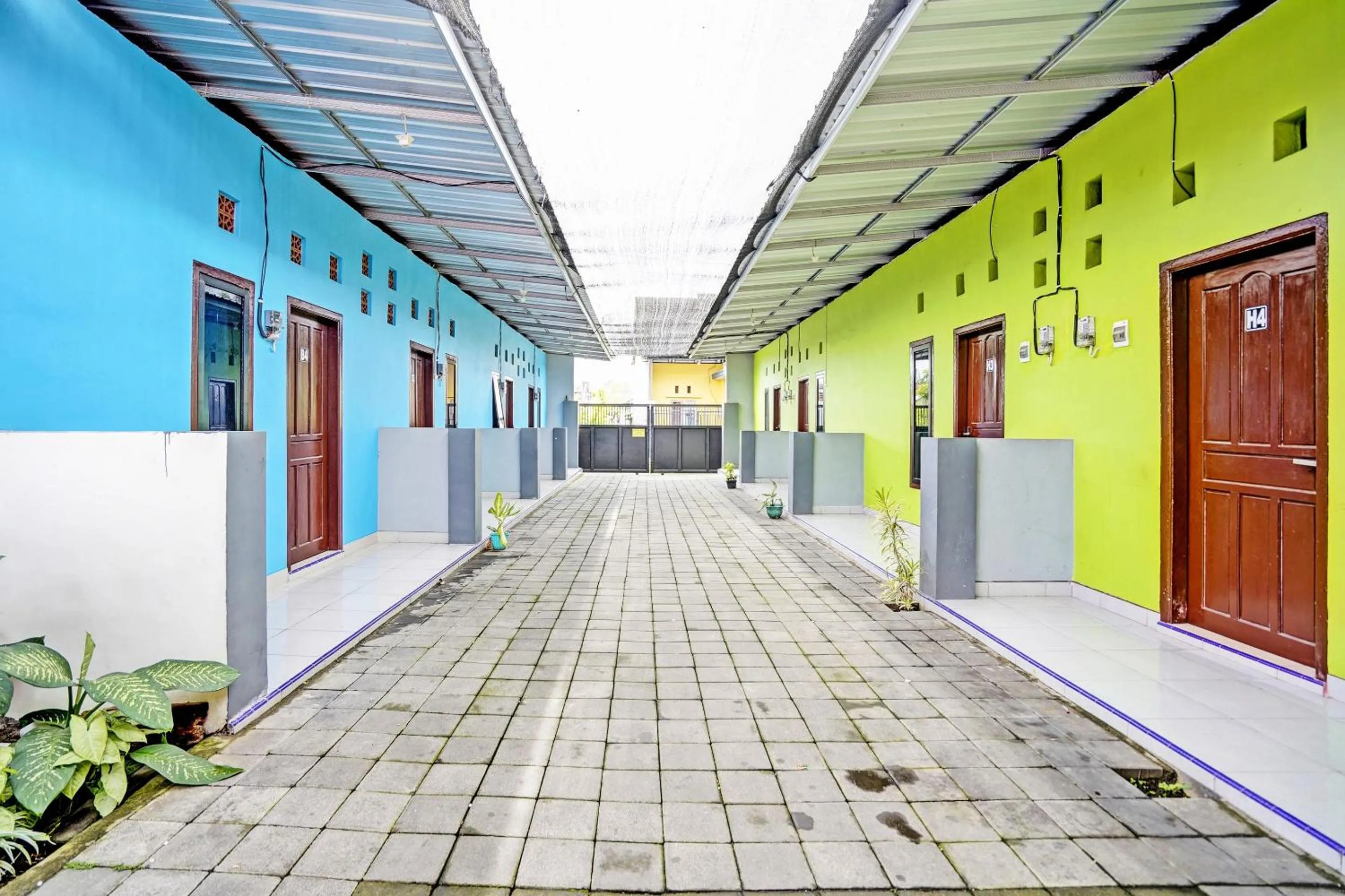 Lobby or reception in Hotel O Gang Songo Syariah HomestayNearWisata Osing