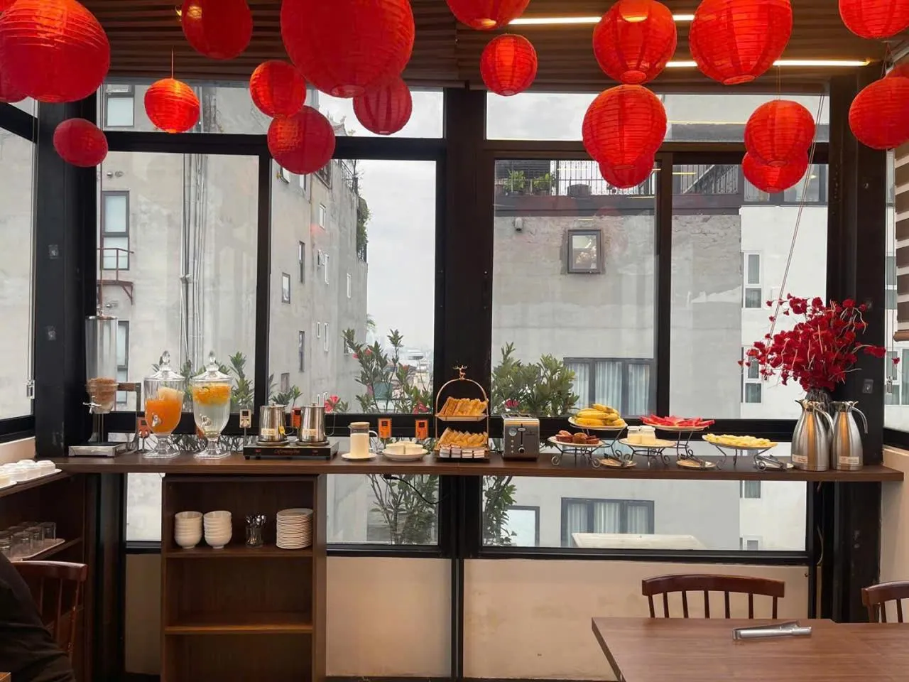 Restaurant/places to eat in The Cosy Inn Hanoi