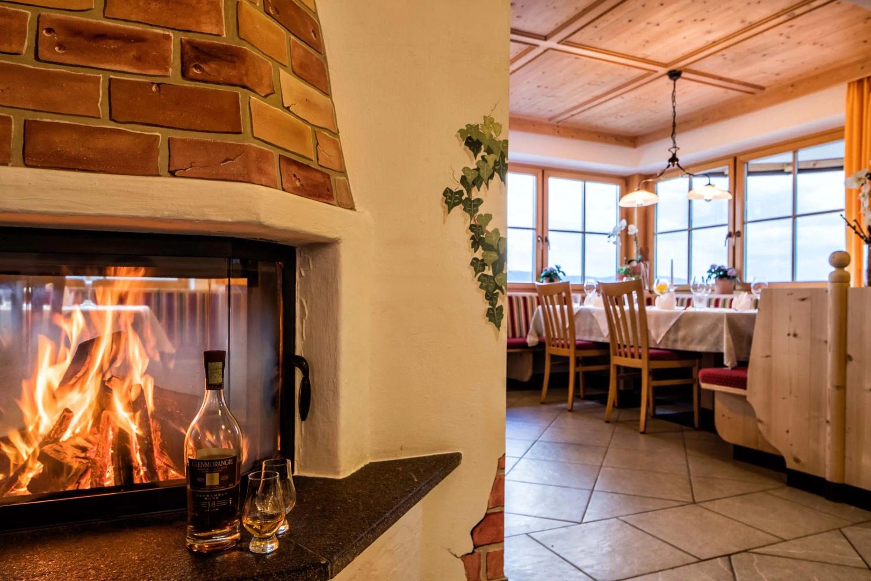 Restaurant/places to eat in Hotel Landgasthof Lärchenwald