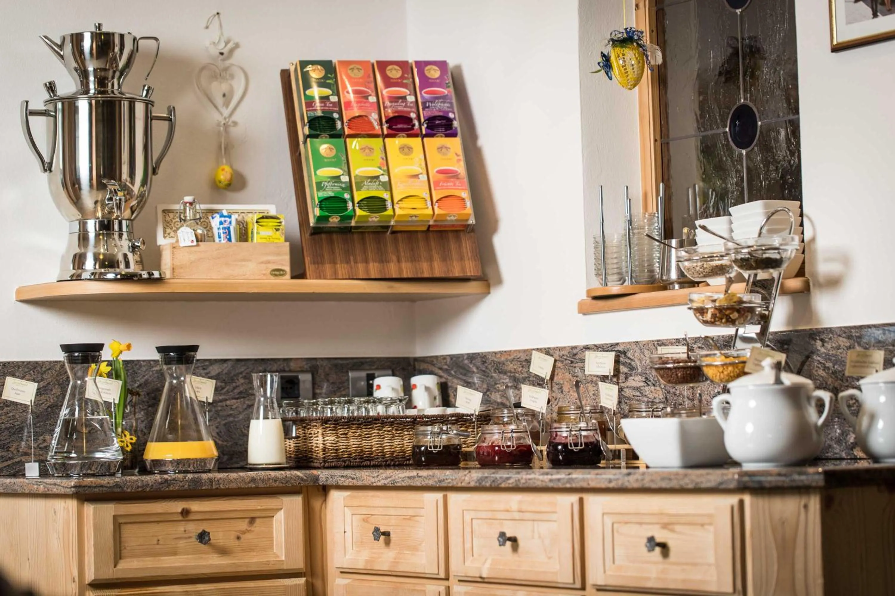 Continental breakfast in Hotel Landgasthof Lärchenwald