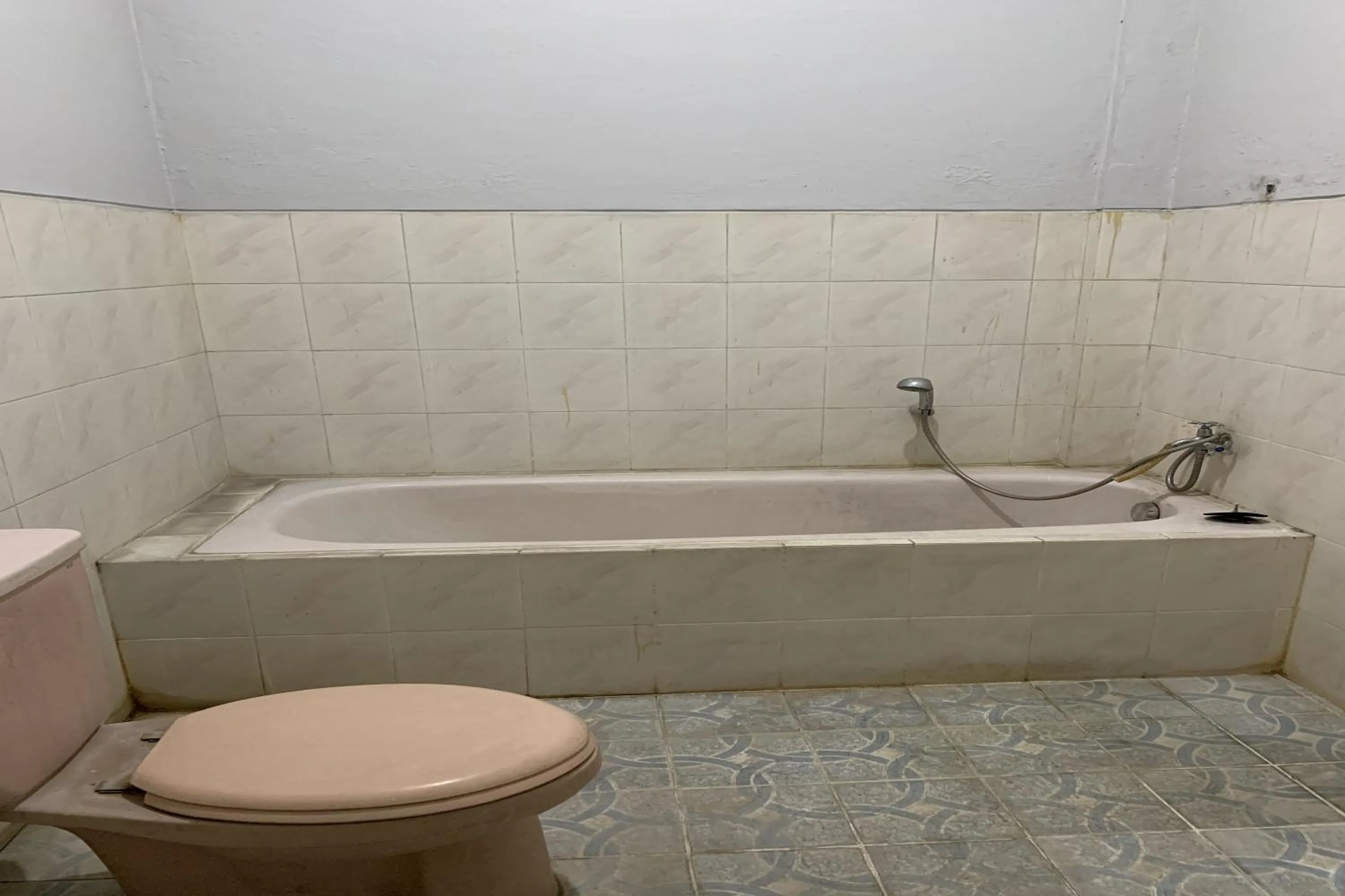 Bathroom in Hotel Merak Indah