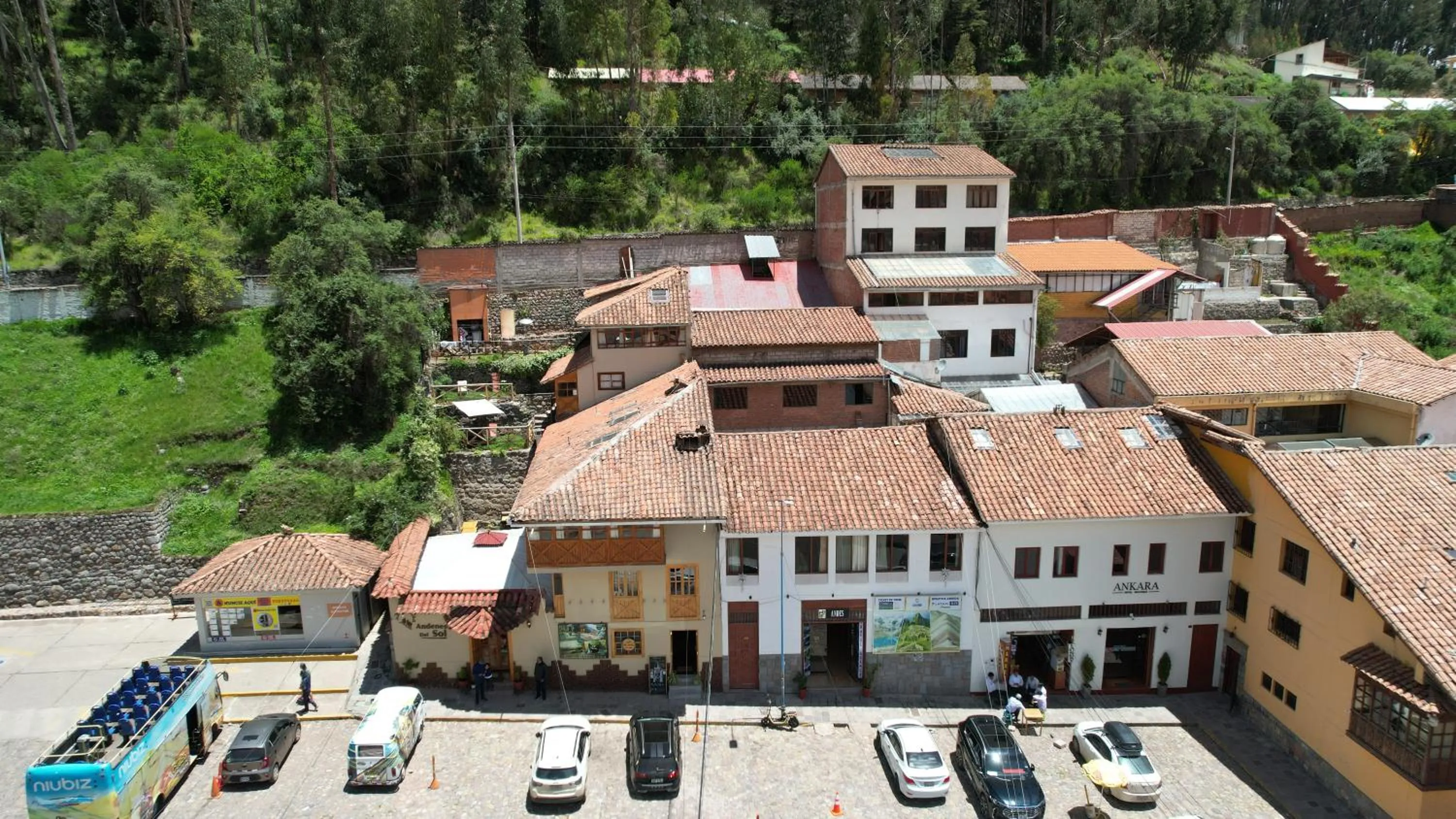 Facade/entrance in Andenes del Sol