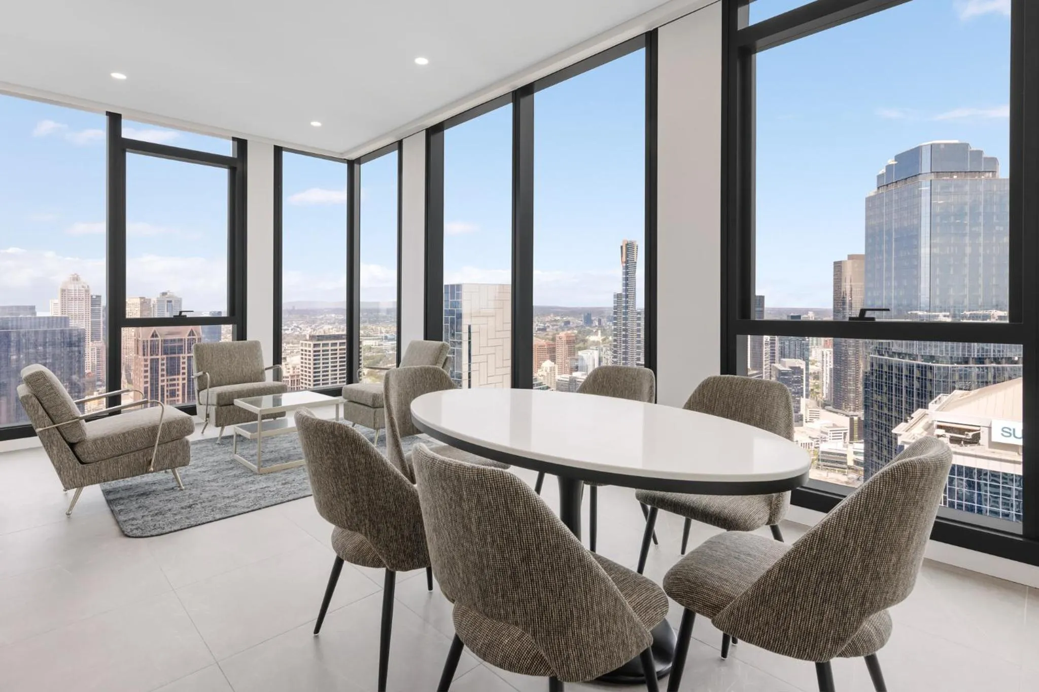 Dining area in Meriton Suites Melbourne