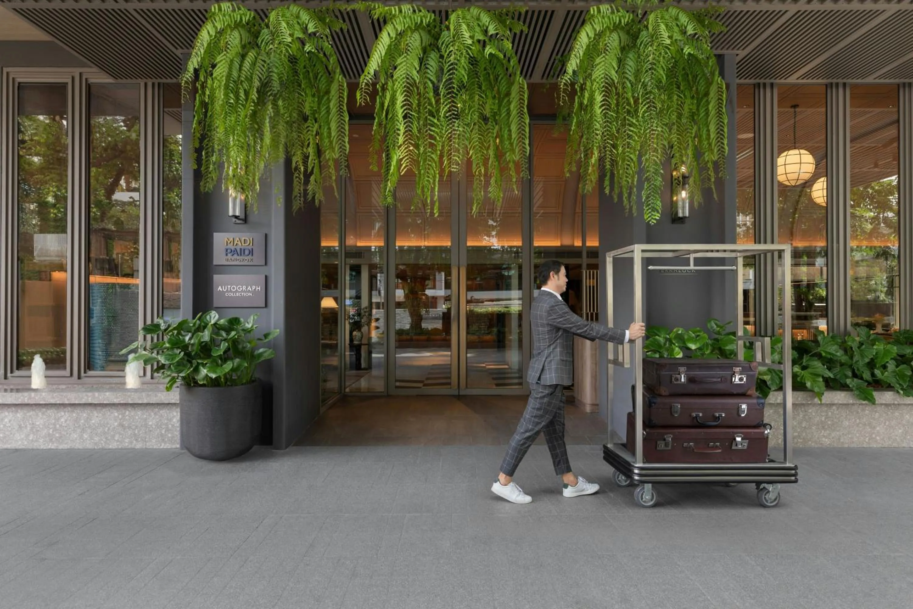 Property building in Madi Paidi Bangkok, Autograph Collection