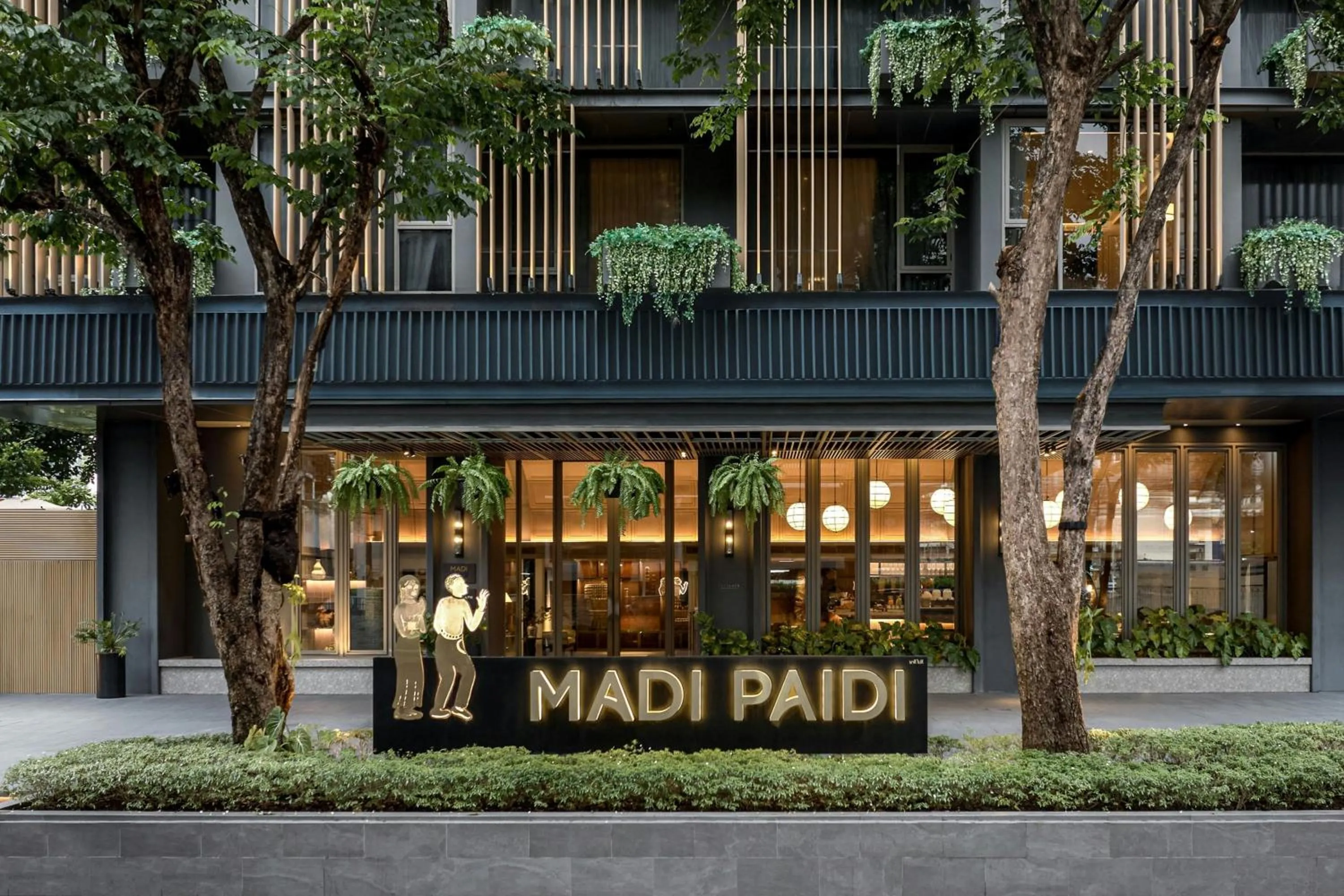Property building in Madi Paidi Bangkok, Autograph Collection