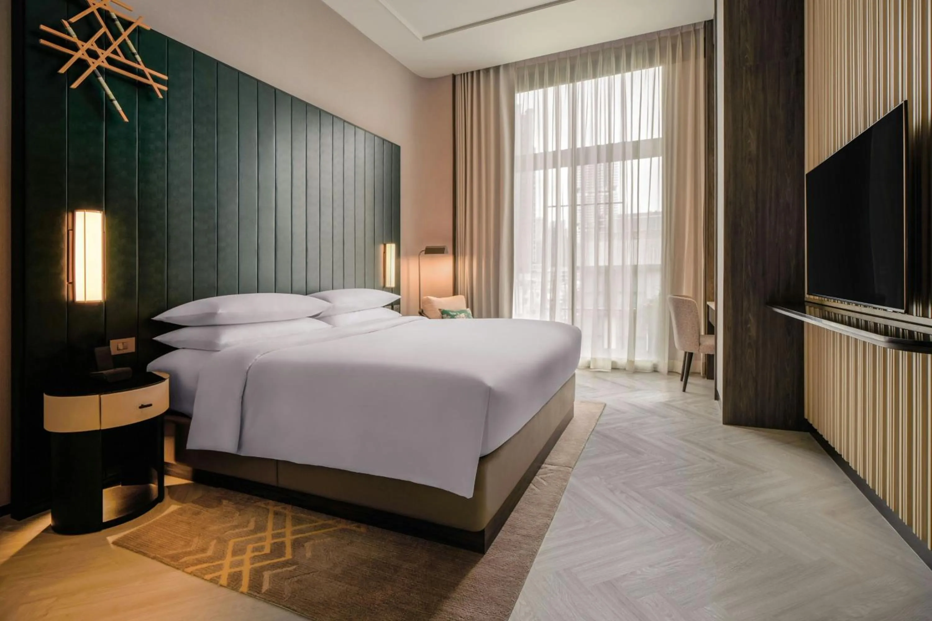 Photo of the whole room, Bed in Madi Paidi Bangkok, Autograph Collection