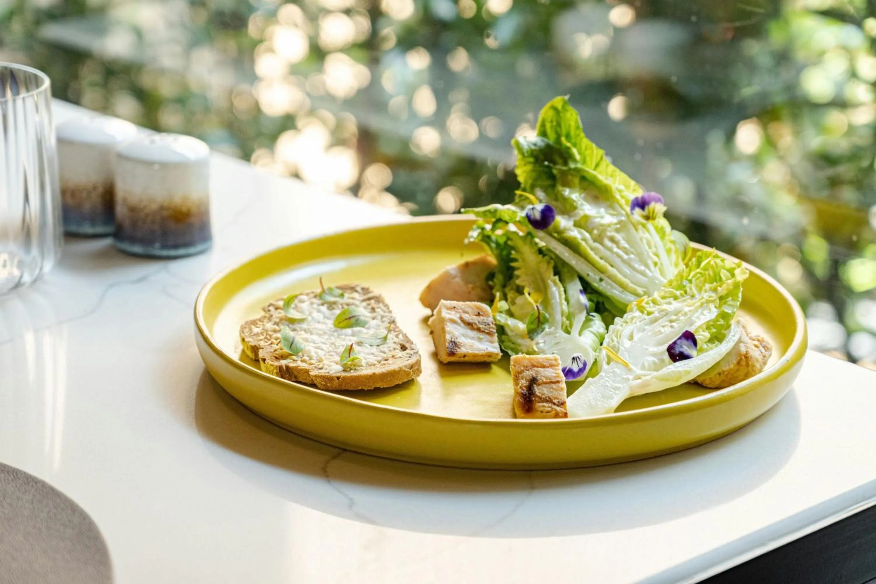 Restaurant/places to eat in Madi Paidi Bangkok, Autograph Collection