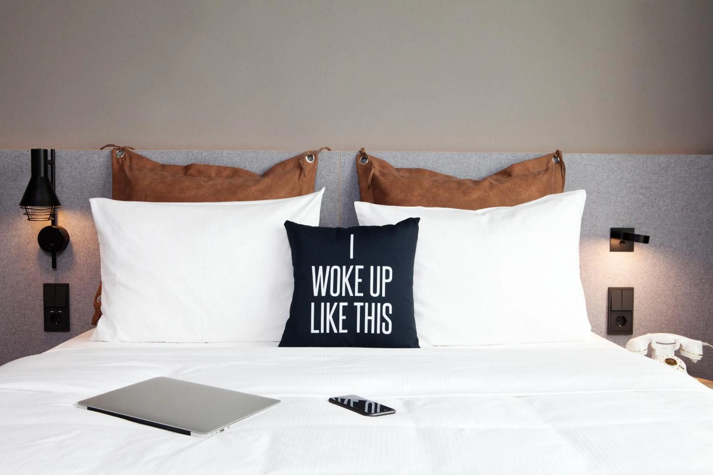 Bedroom, Bed in Moxy Vienna City East