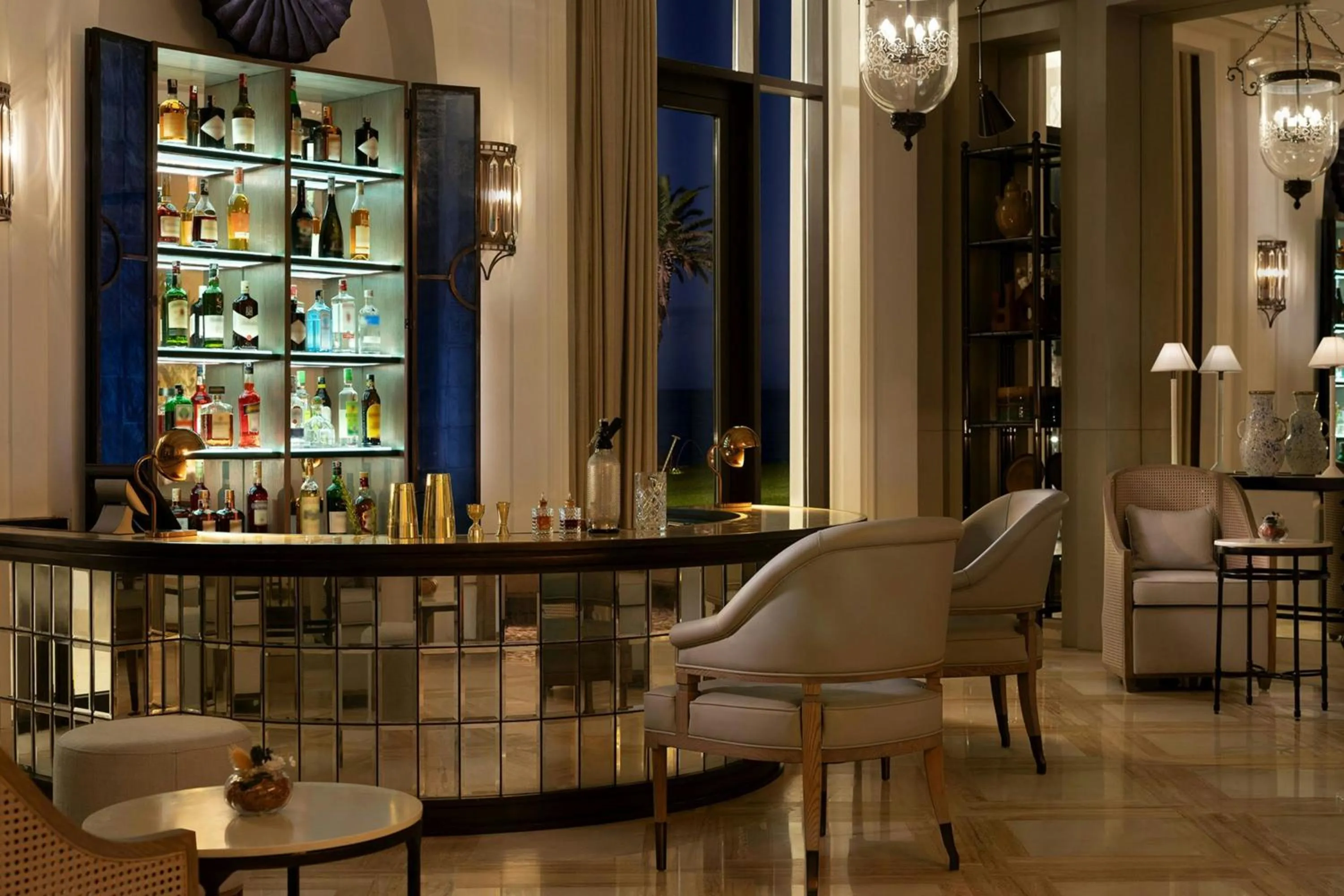 Lounge or bar in The St. Regis La Bahia Blanca Resort - Tamuda Bay