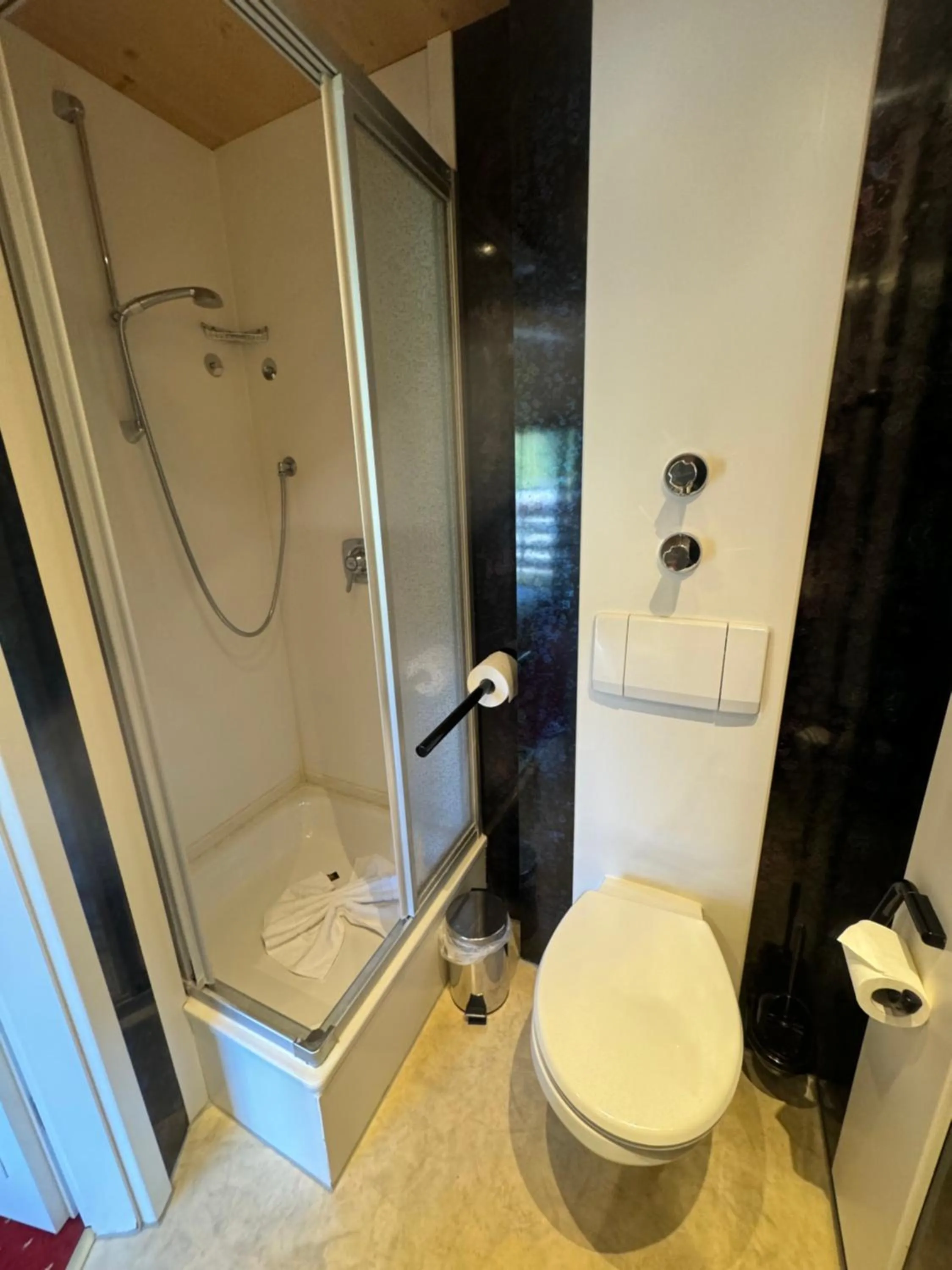 Bathroom in Landhotel Alte Post