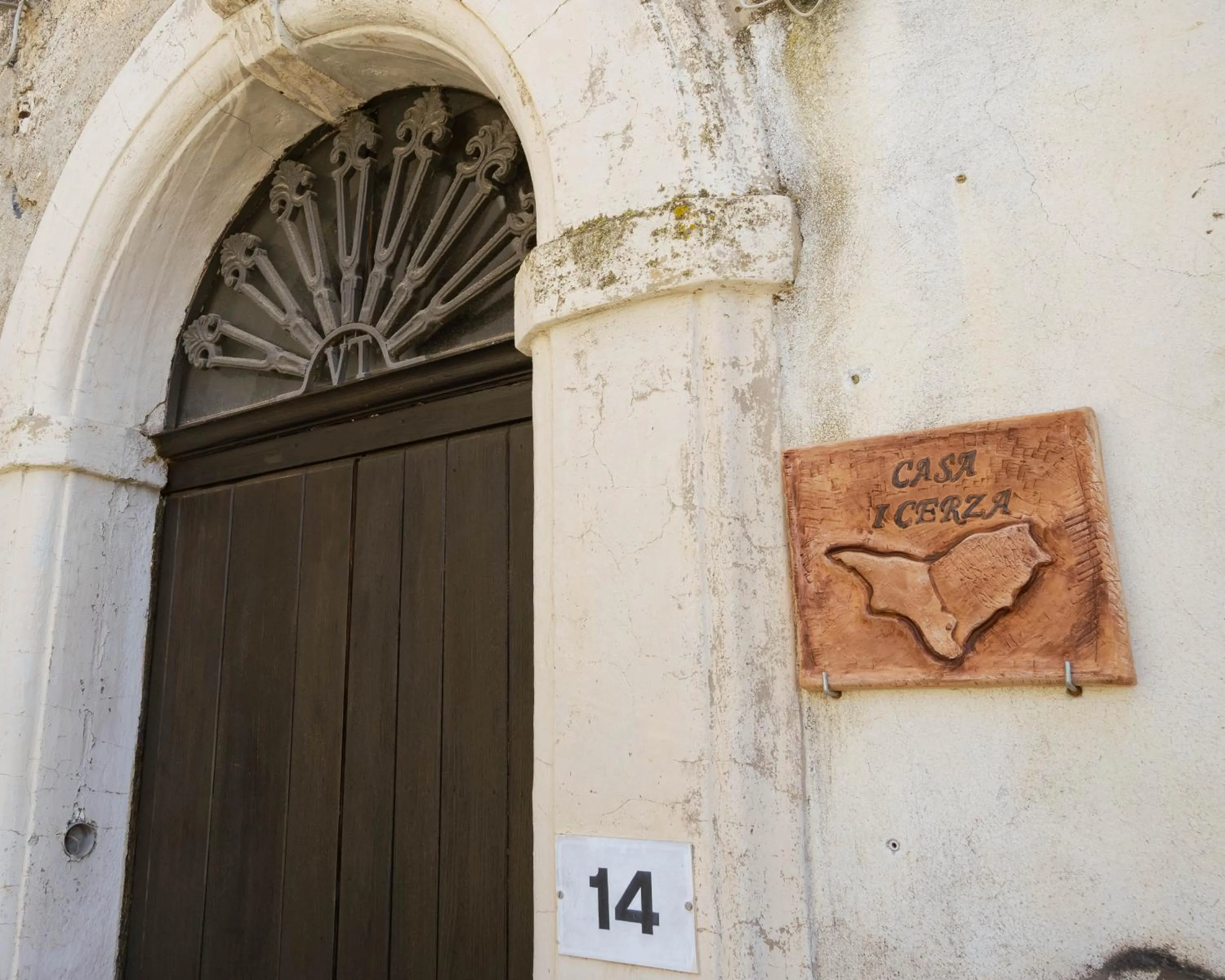 Property building in Il Paese Alberga!