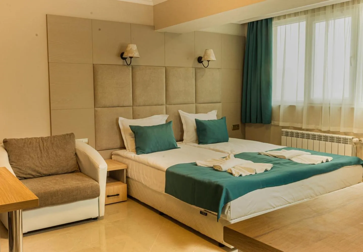 Bed in Vemara City Boutique Hotel-free parking