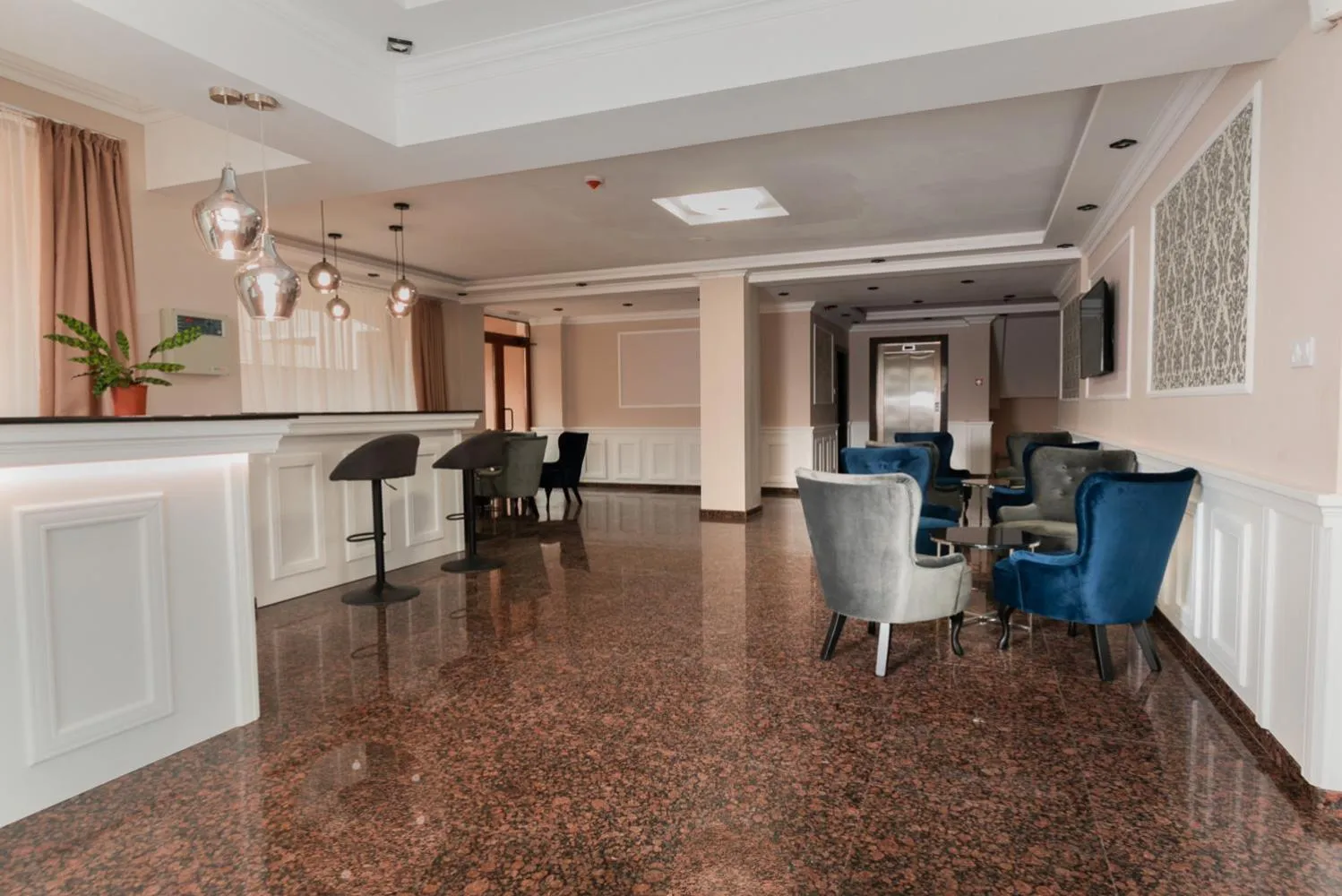 Lobby or reception in Vemara City Boutique Hotel-free parking
