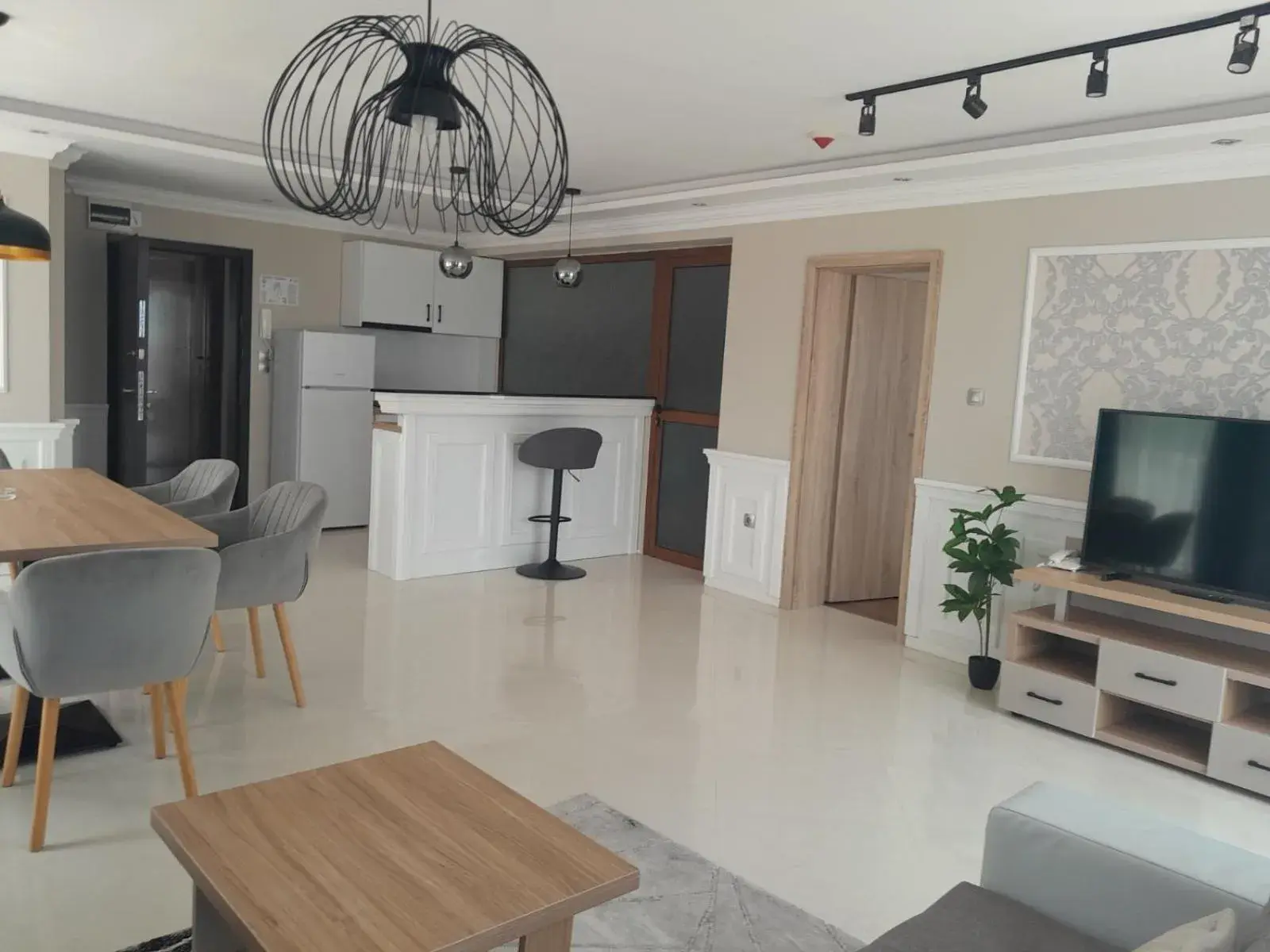 Penthouse Apartment in Vemara City Boutique Hotel-free parking Penthouse Apartment in Vemara City Boutique Hotel-free parking