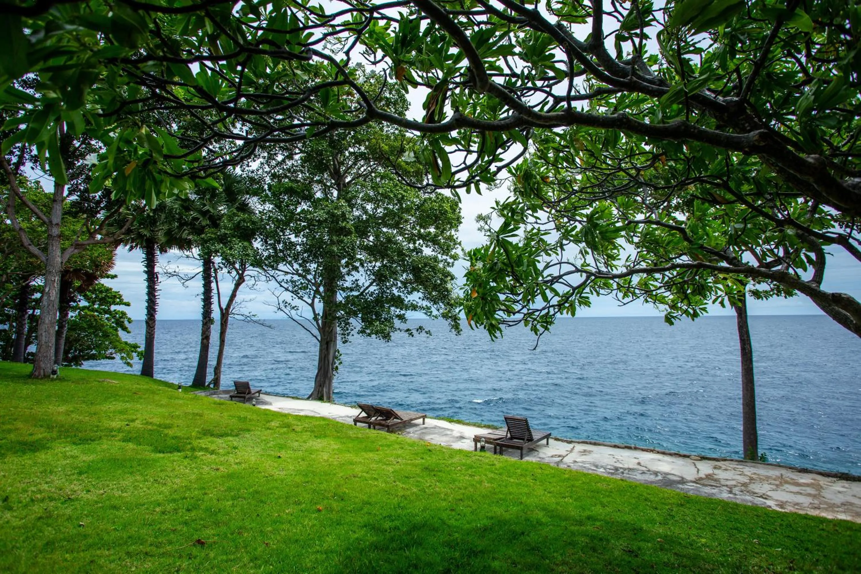 Beach in Ban Raya Resort and Spa