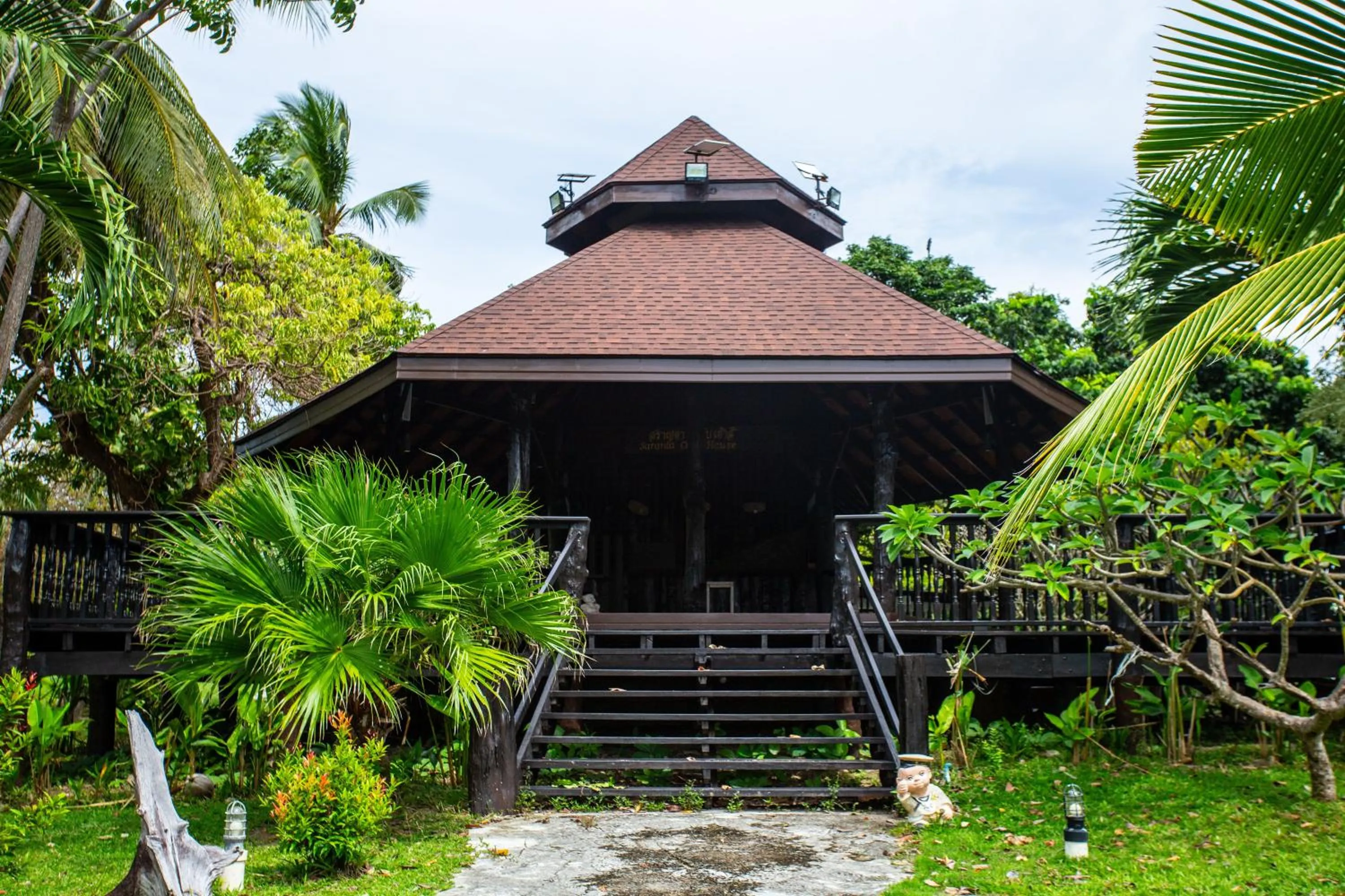 Area and facilities in Ban Raya Resort and Spa
