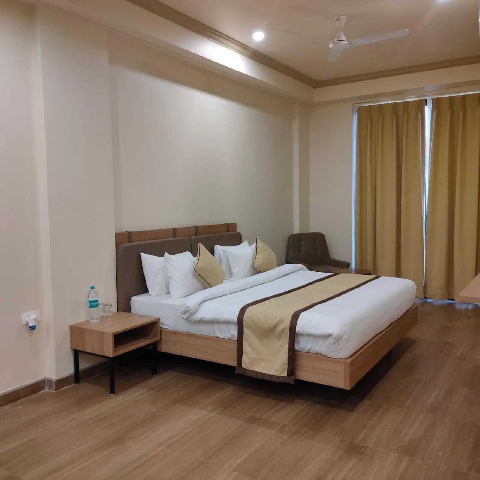 Bed in Hotel The Golf 1