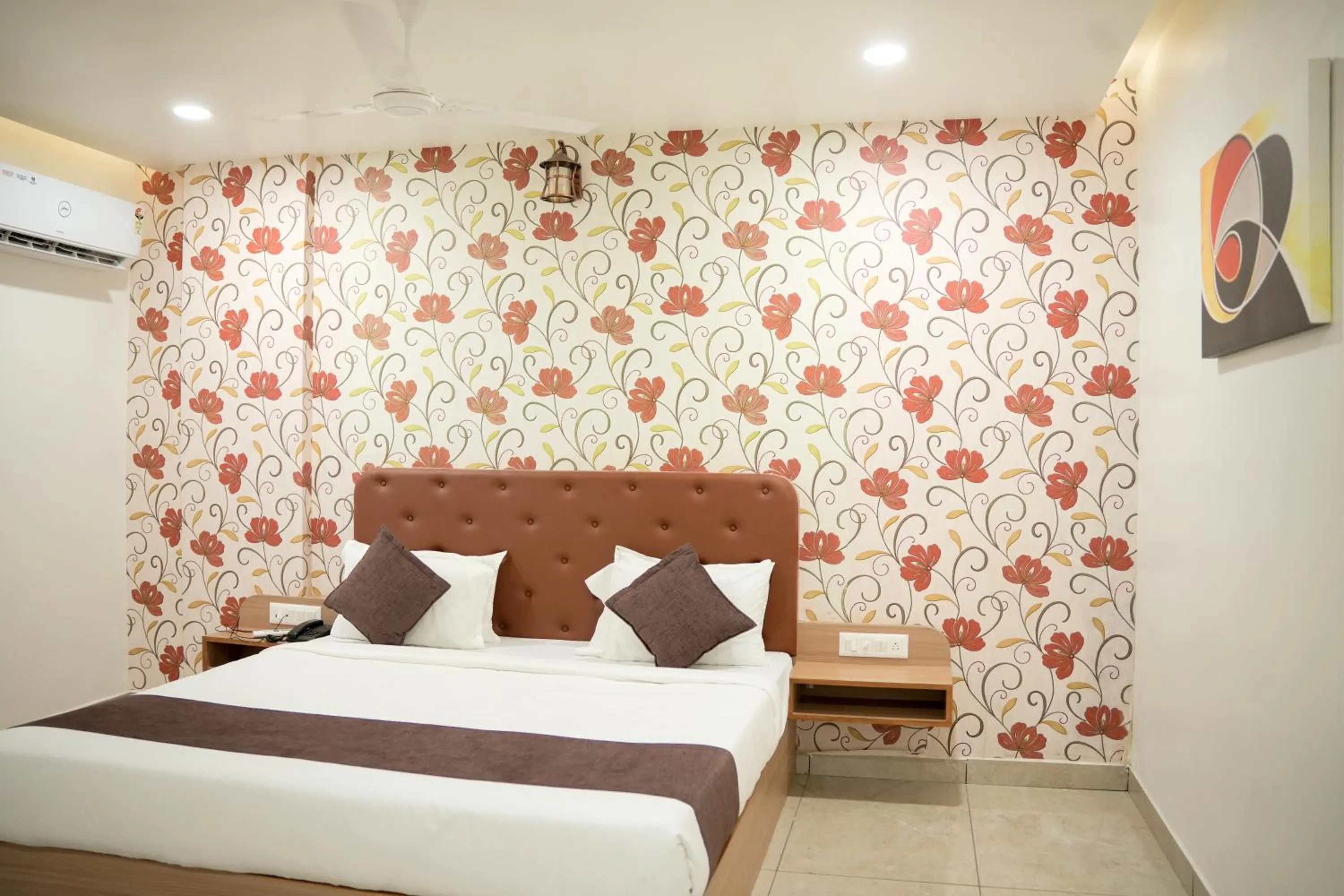 Bed in The Sky Comfort Beach Hotel, Dwarka