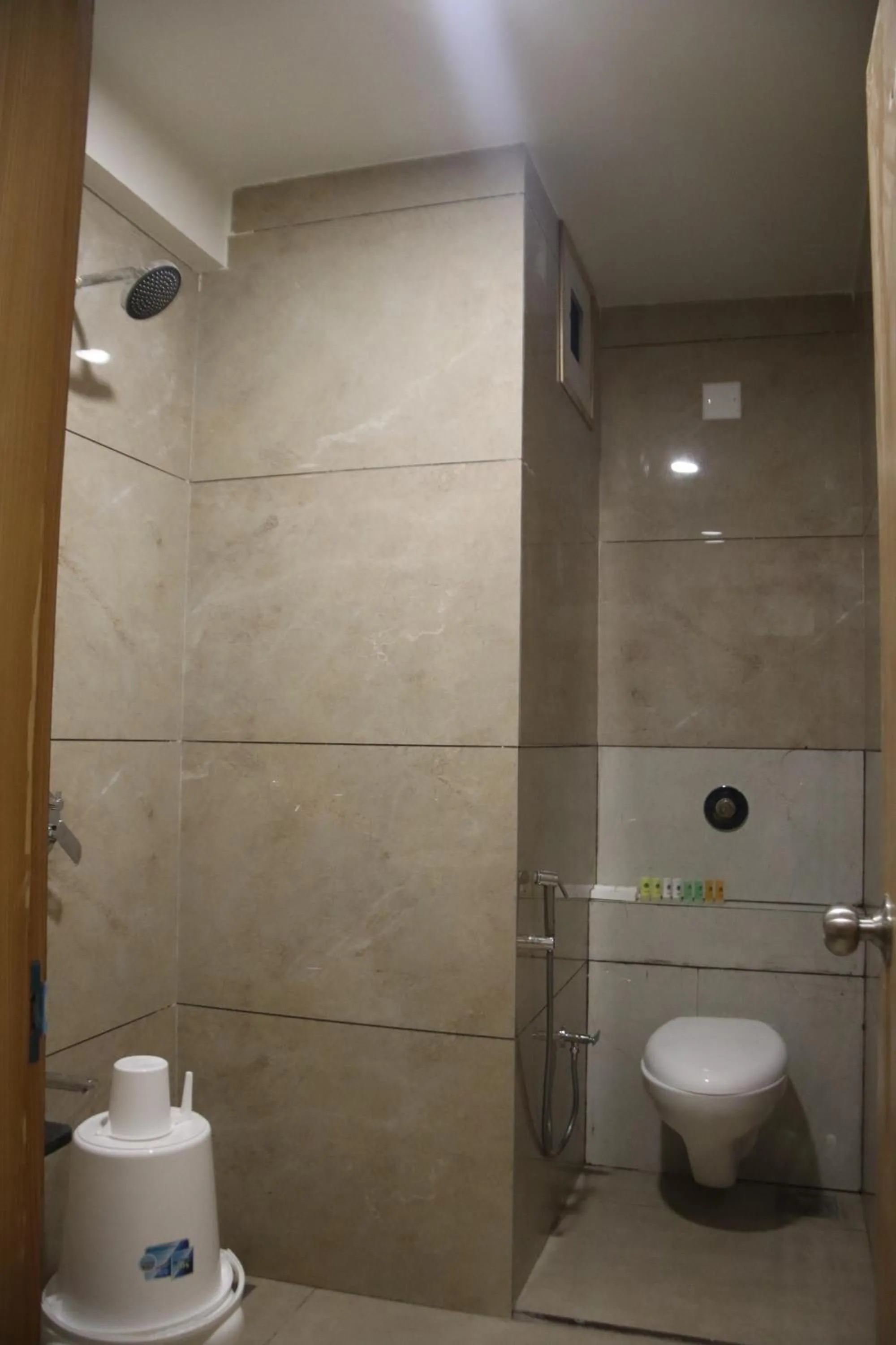 Toilet in The Sky Comfort Beach Hotel, Dwarka